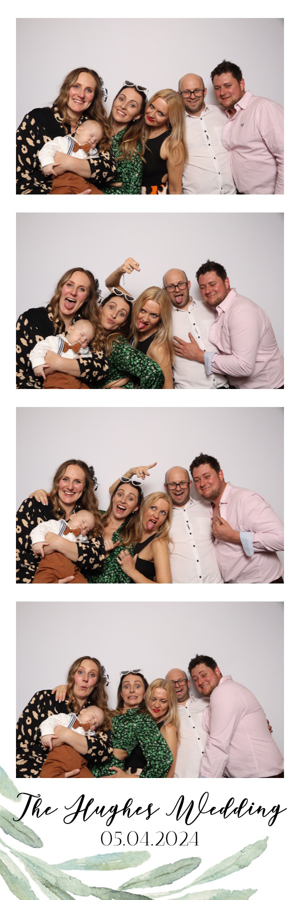 Sam & Kelsey | View more photos from the event at images.mobile-photo-booth.com/u/MobilePhotoBoothUK/Sam-Kelsey