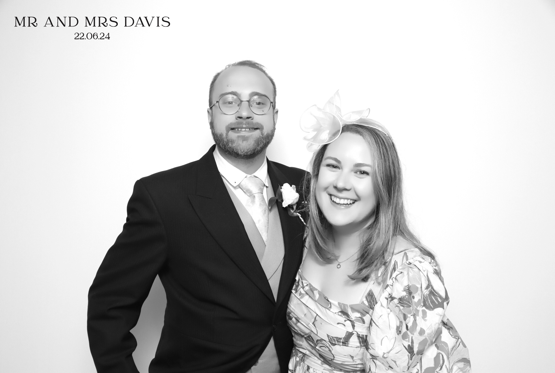 Sandy & Adrian | View more photos from the event at images.mobile-photo-booth.com/u/MobilePhotoBoothUK/Sandy-Adrian