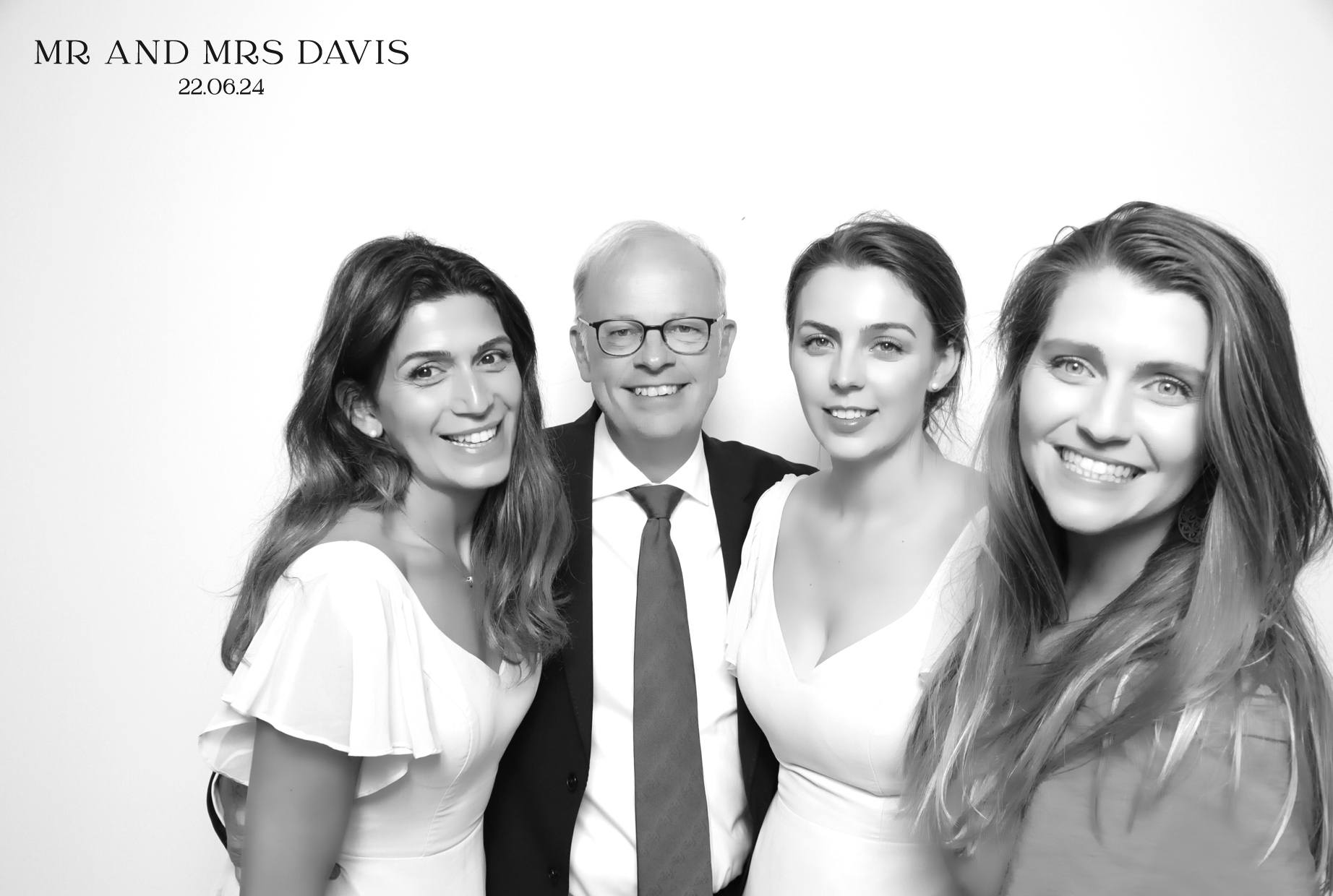 Sandy & Adrian | View more photos from the event at images.mobile-photo-booth.com/u/MobilePhotoBoothUK/Sandy-Adrian