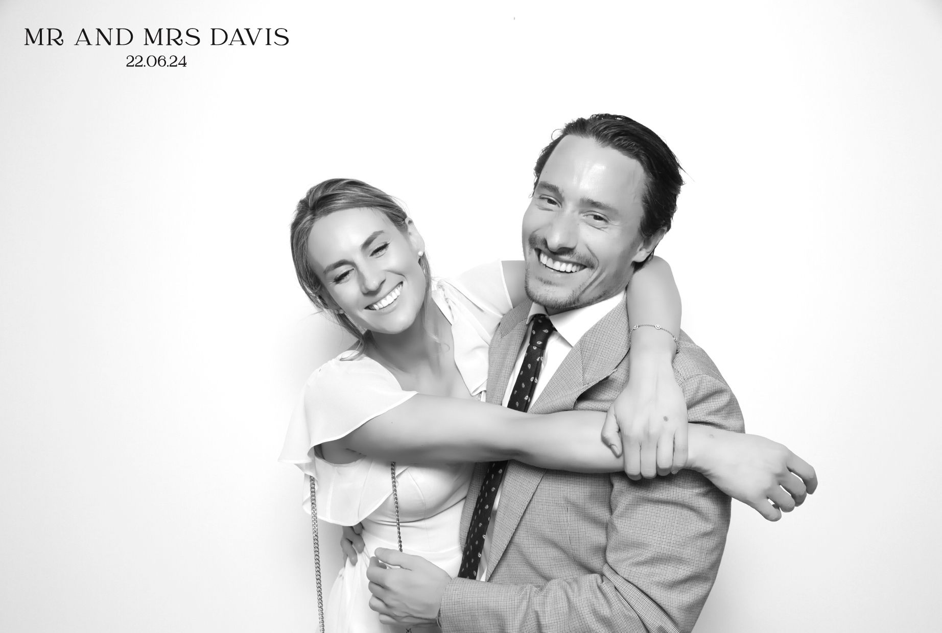 Sandy & Adrian | View more photos from the event at images.mobile-photo-booth.com/u/MobilePhotoBoothUK/Sandy-Adrian