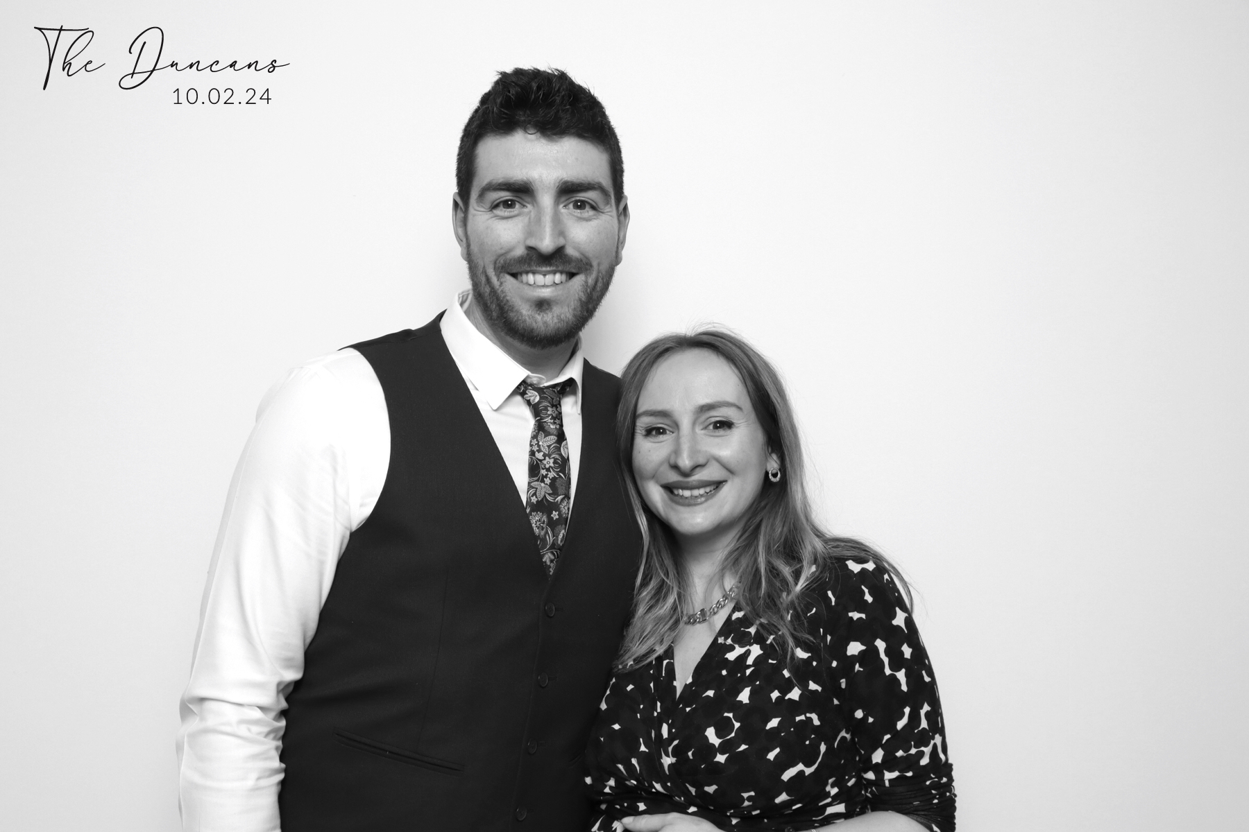 Sian & Ryan | View more photos from the event at images.mobile-photo-booth.com/u/MobilePhotoBoothUK/Sian-Ryan
