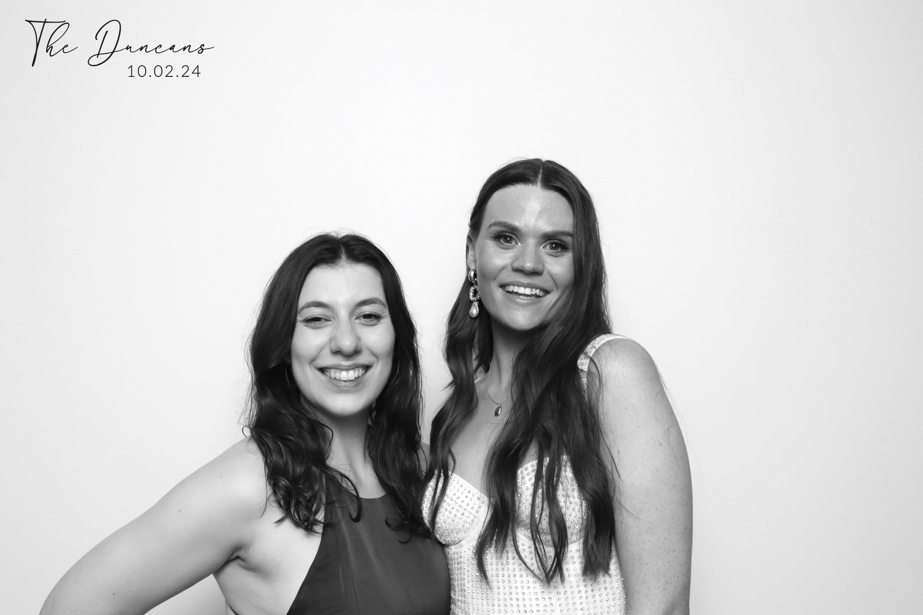 Sian & Ryan | View more photos from the event at images.mobile-photo-booth.com/u/MobilePhotoBoothUK/Sian-Ryan