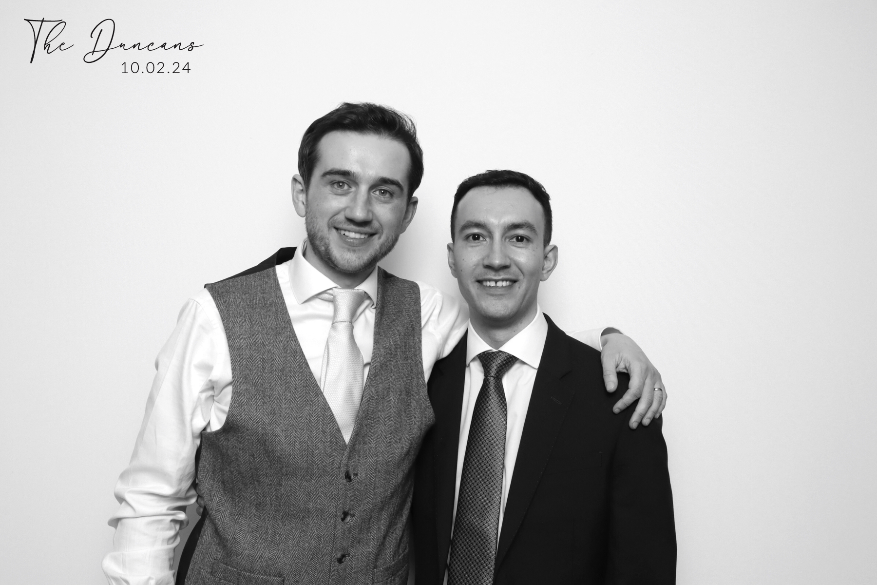 Sian & Ryan | View more photos from the event at images.mobile-photo-booth.com/u/MobilePhotoBoothUK/Sian-Ryan