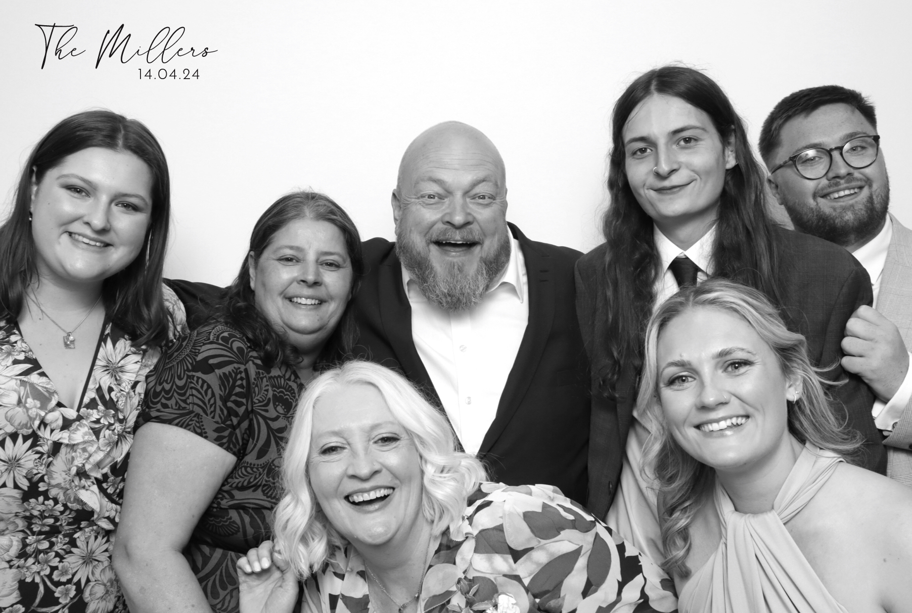 Sophie & Callum | View more photos from the event at images.mobile-photo-booth.com/u/MobilePhotoBoothUK/Sophie-Callum