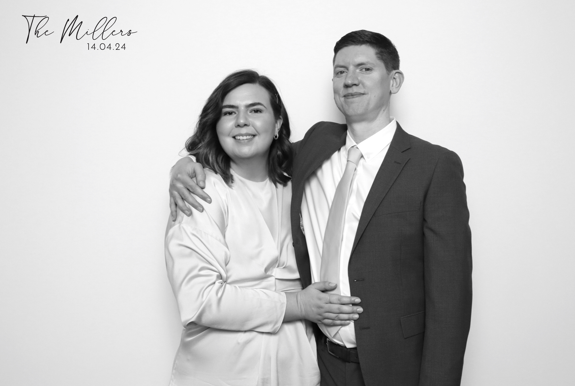 Sophie & Callum | View more photos from the event at images.mobile-photo-booth.com/u/MobilePhotoBoothUK/Sophie-Callum