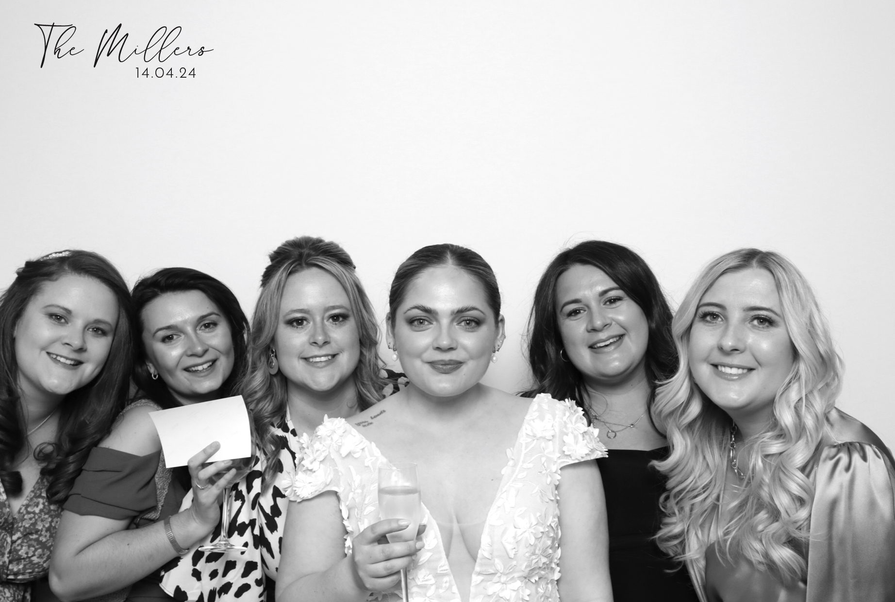 Sophie & Callum | View more photos from the event at images.mobile-photo-booth.com/u/MobilePhotoBoothUK/Sophie-Callum