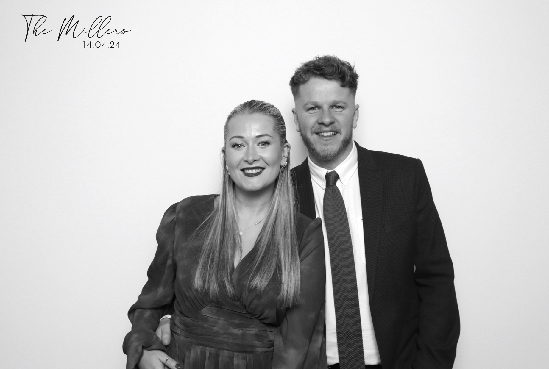Sophie & Callum | View more photos from the event at images.mobile-photo-booth.com/u/MobilePhotoBoothUK/Sophie-Callum