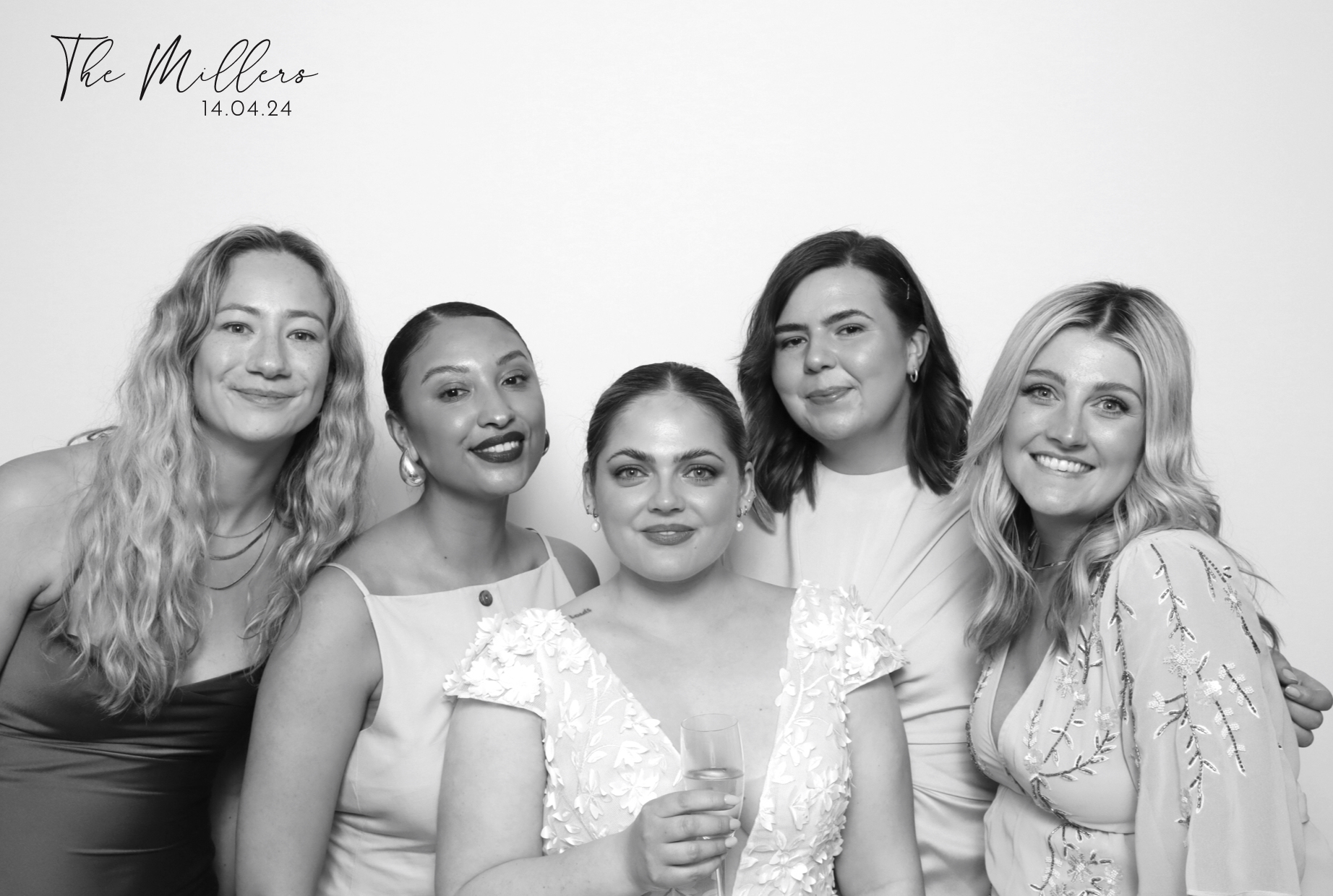 Sophie & Callum | View more photos from the event at images.mobile-photo-booth.com/u/MobilePhotoBoothUK/Sophie-Callum