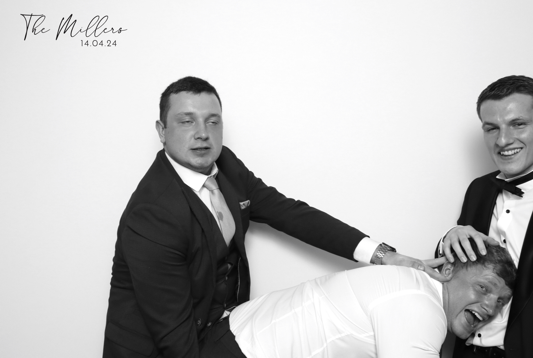 Sophie & Callum | View more photos from the event at images.mobile-photo-booth.com/u/MobilePhotoBoothUK/Sophie-Callum