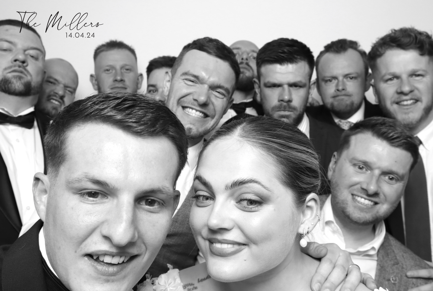 Sophie & Callum | View more photos from the event at images.mobile-photo-booth.com/u/MobilePhotoBoothUK/Sophie-Callum