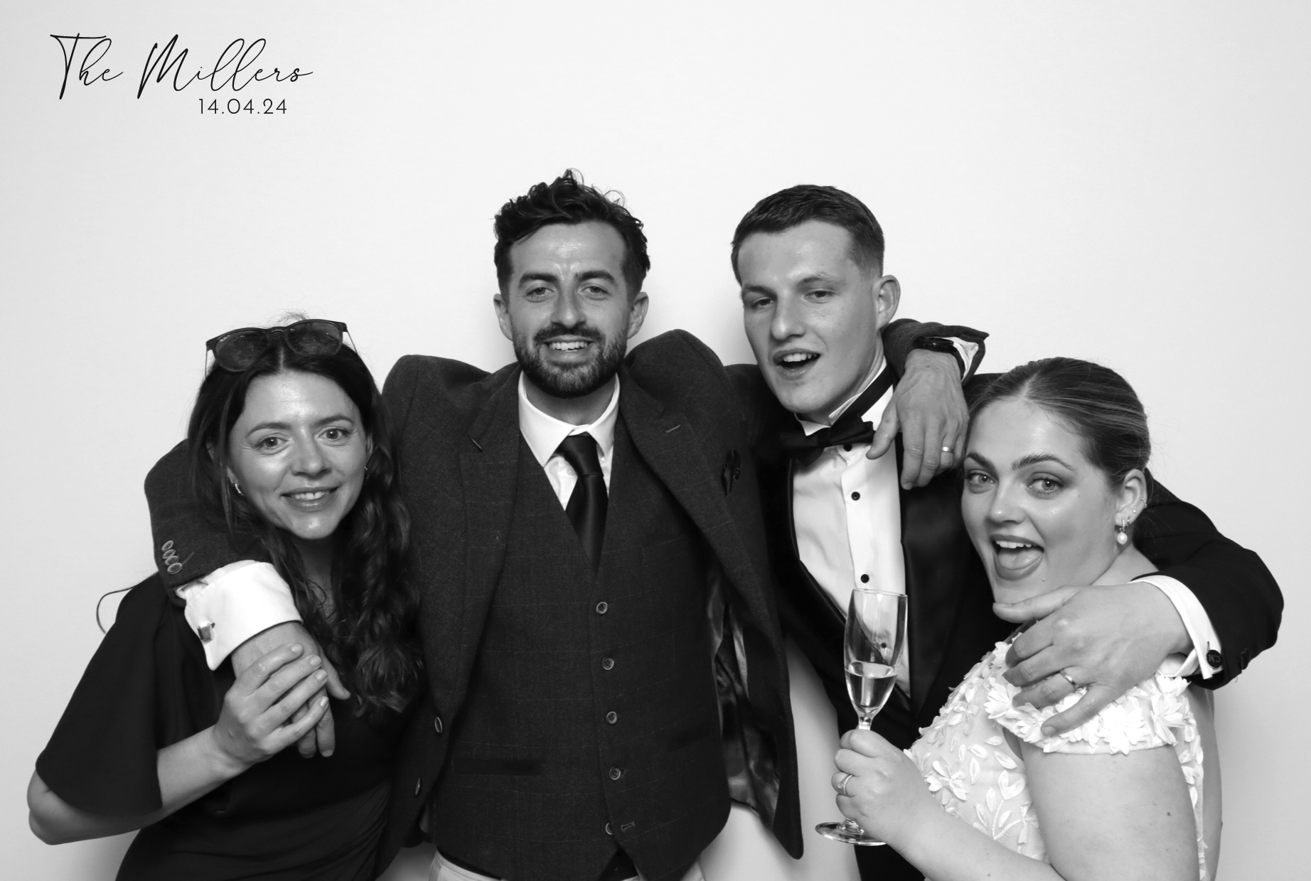 Sophie & Callum | View more photos from the event at images.mobile-photo-booth.com/u/MobilePhotoBoothUK/Sophie-Callum