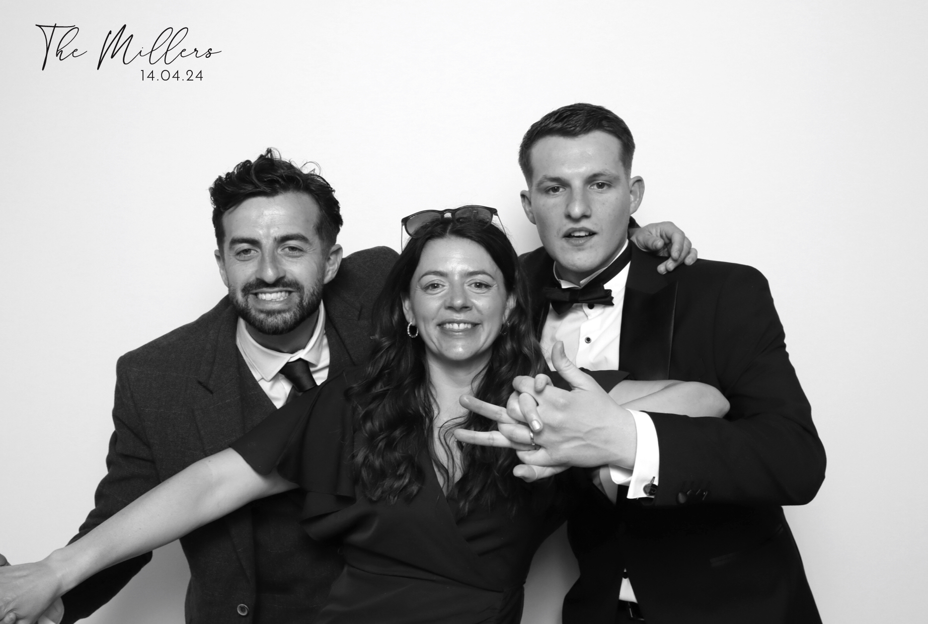 Sophie & Callum | View more photos from the event at images.mobile-photo-booth.com/u/MobilePhotoBoothUK/Sophie-Callum