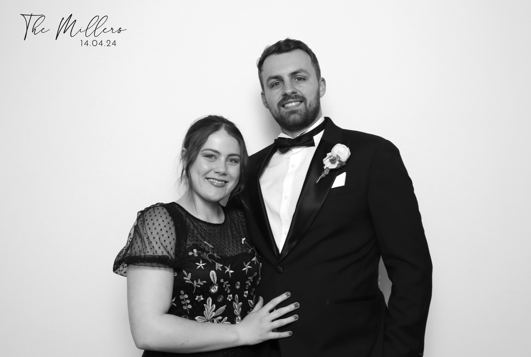 Sophie & Callum | View more photos from the event at images.mobile-photo-booth.com/u/MobilePhotoBoothUK/Sophie-Callum