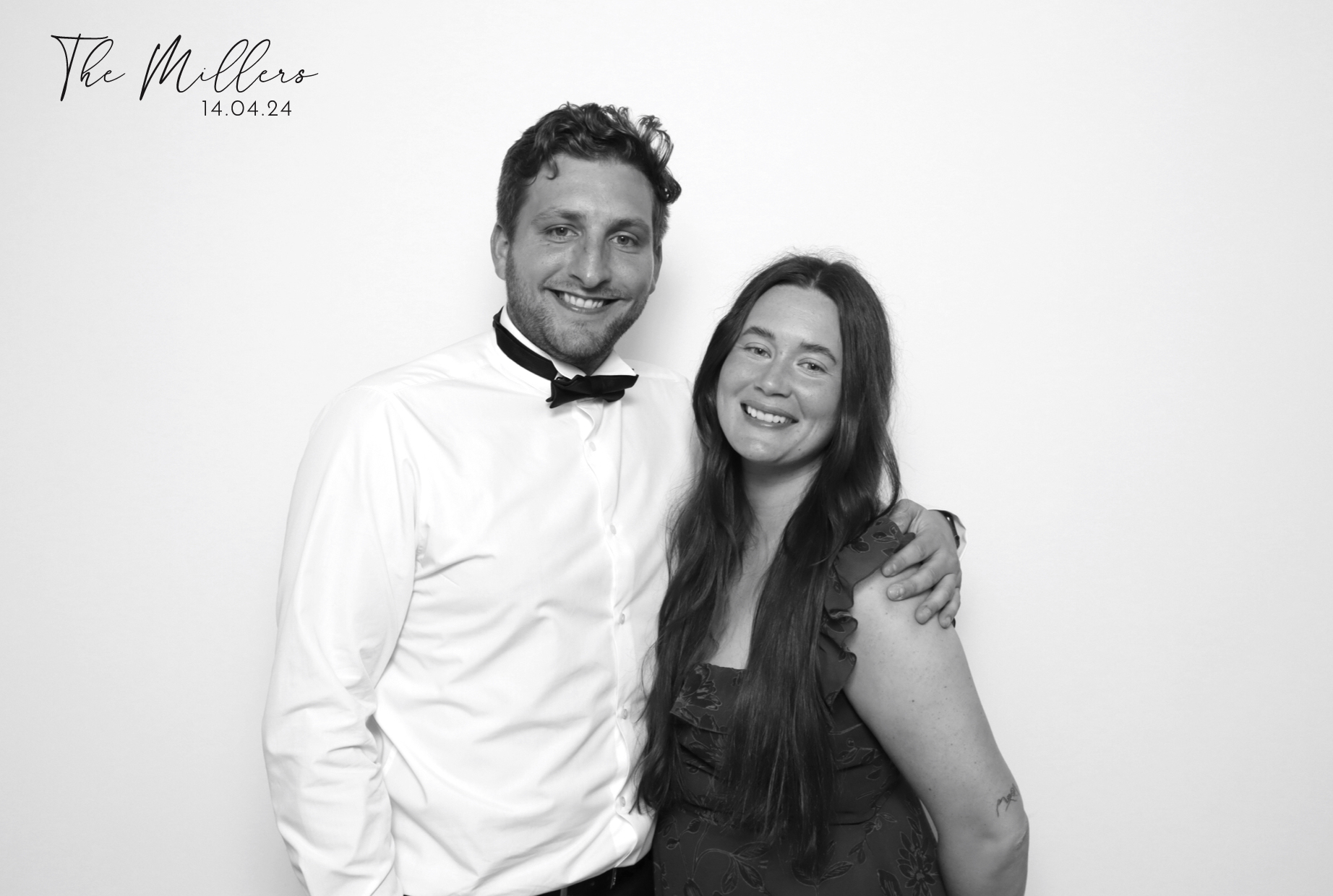 Sophie & Callum | View more photos from the event at images.mobile-photo-booth.com/u/MobilePhotoBoothUK/Sophie-Callum