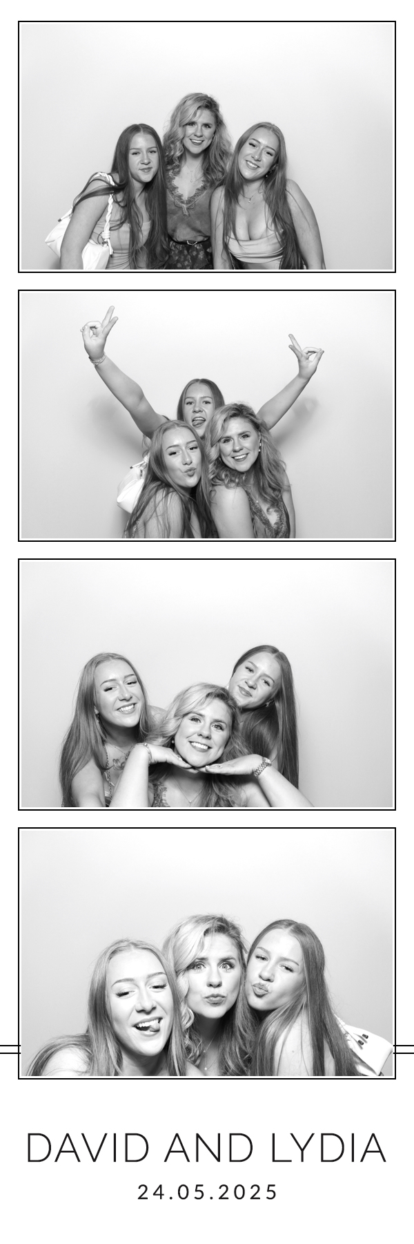 David & Lydia | View more photos from the event at images.mobile-photo-booth.com/u/MobilePhotoBoothUK/David-Lydia