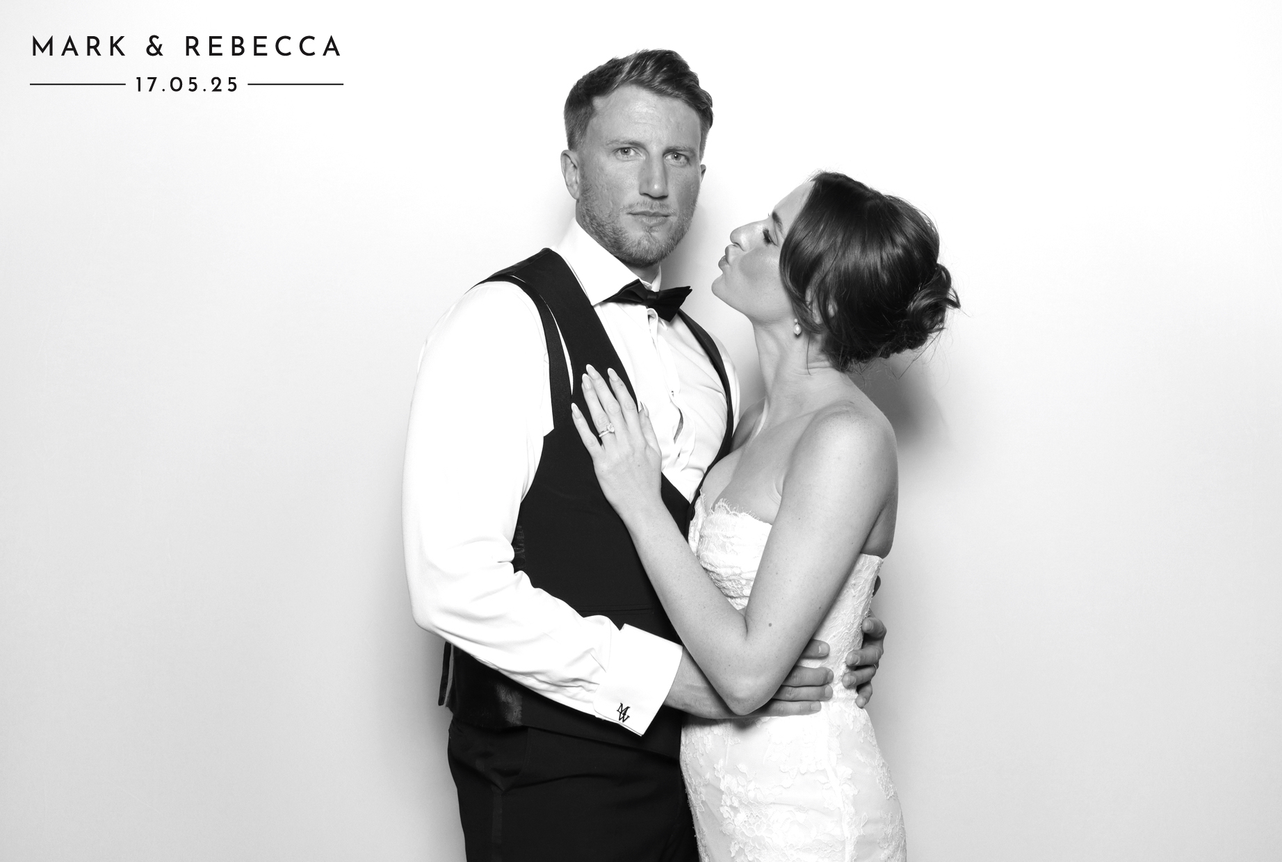 Mark & Rebecca | View more photos from the event at images.mobile-photo-booth.com/u/MobilePhotoBoothUK/Mark-Rebecca