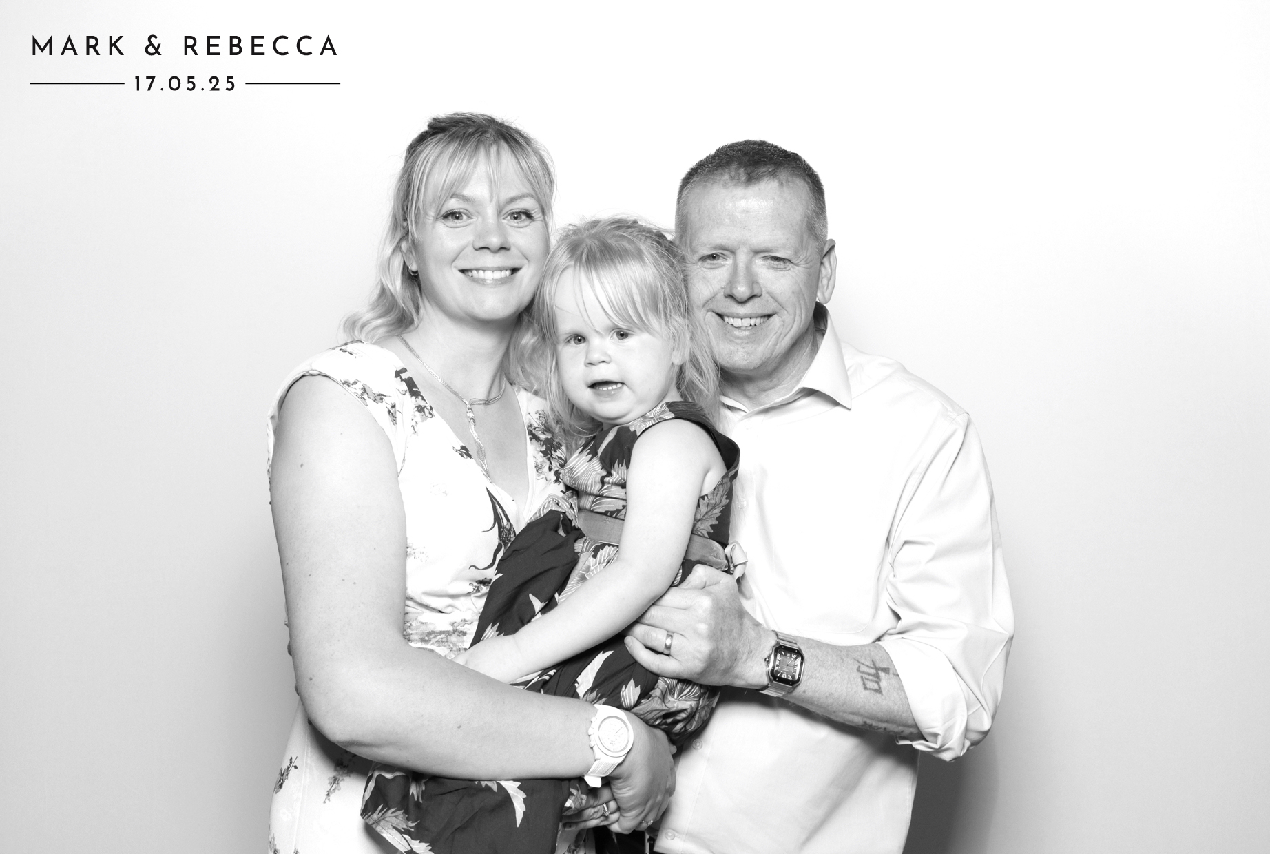 Mark & Rebecca | View more photos from the event at images.mobile-photo-booth.com/u/MobilePhotoBoothUK/Mark-Rebecca