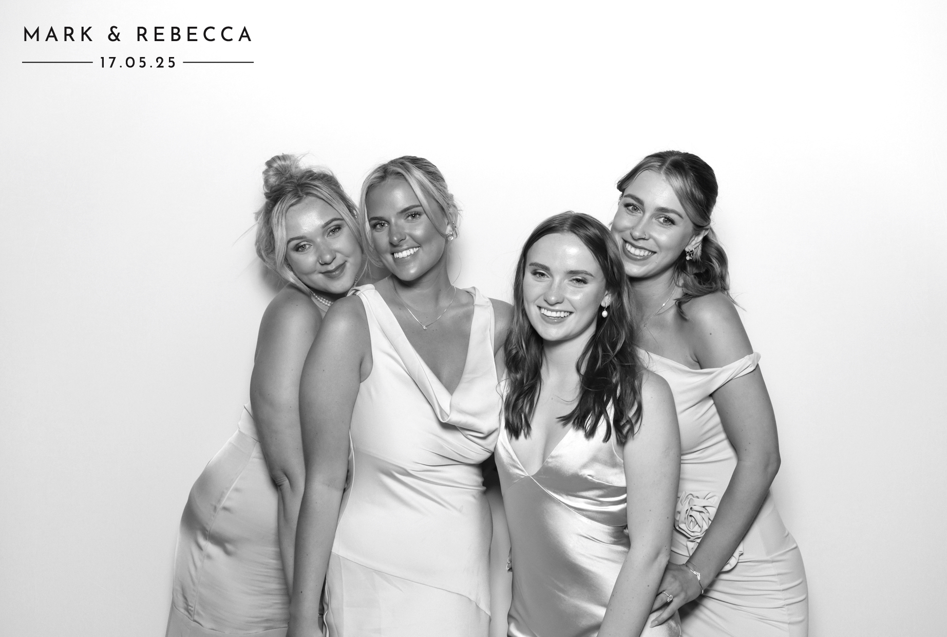 Mark & Rebecca | View more photos from the event at images.mobile-photo-booth.com/u/MobilePhotoBoothUK/Mark-Rebecca