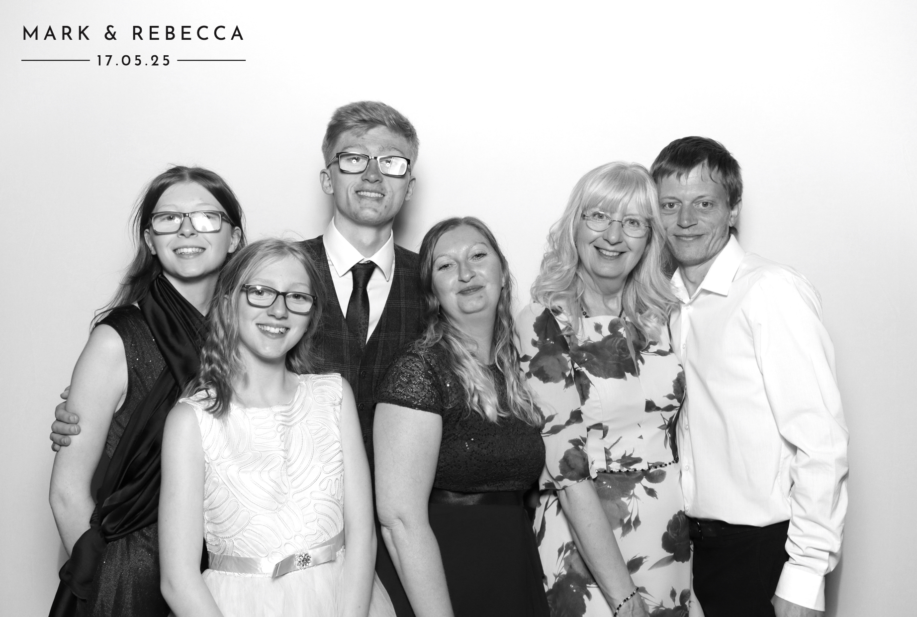 Mark & Rebecca | View more photos from the event at images.mobile-photo-booth.com/u/MobilePhotoBoothUK/Mark-Rebecca