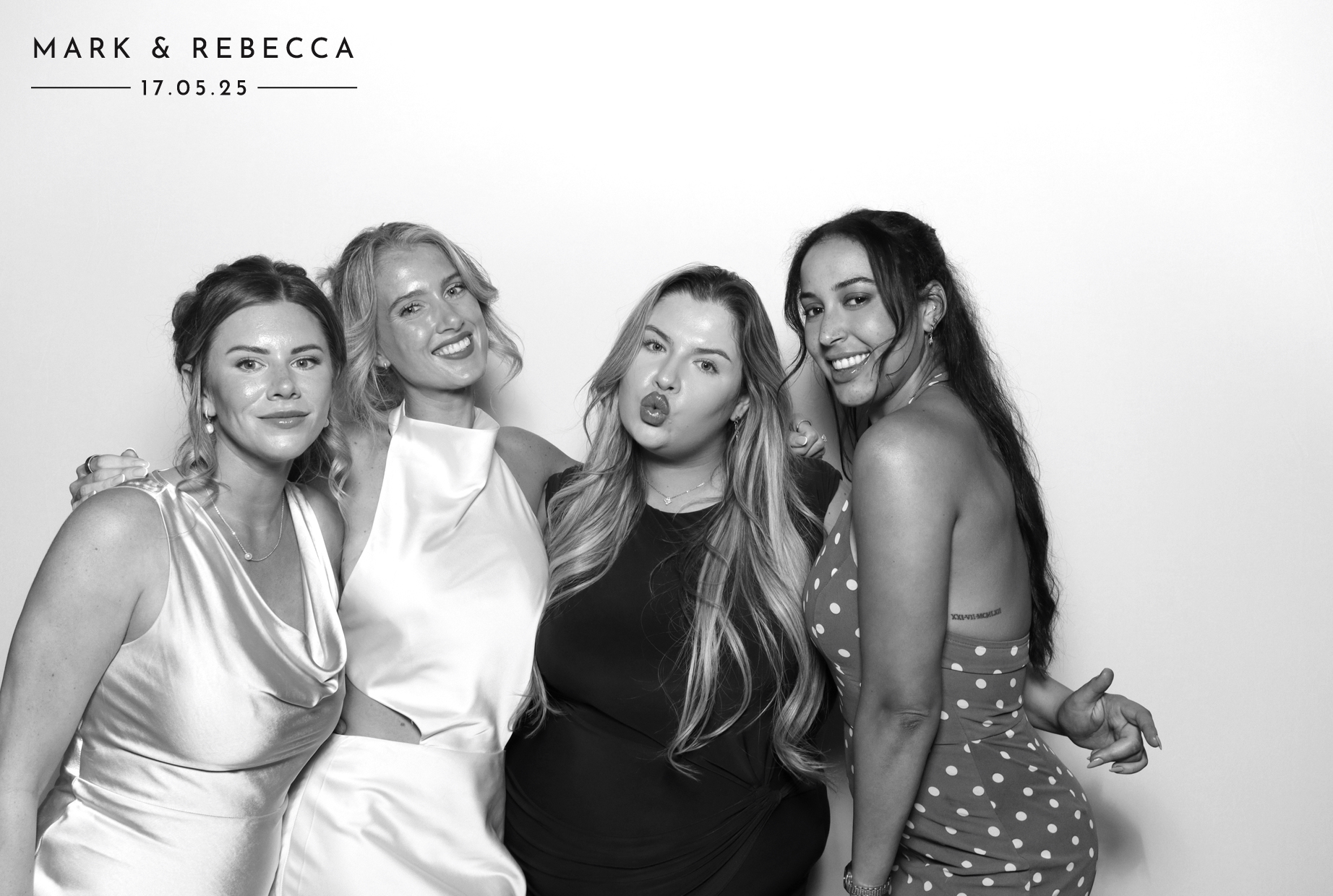 Mark & Rebecca | View more photos from the event at images.mobile-photo-booth.com/u/MobilePhotoBoothUK/Mark-Rebecca