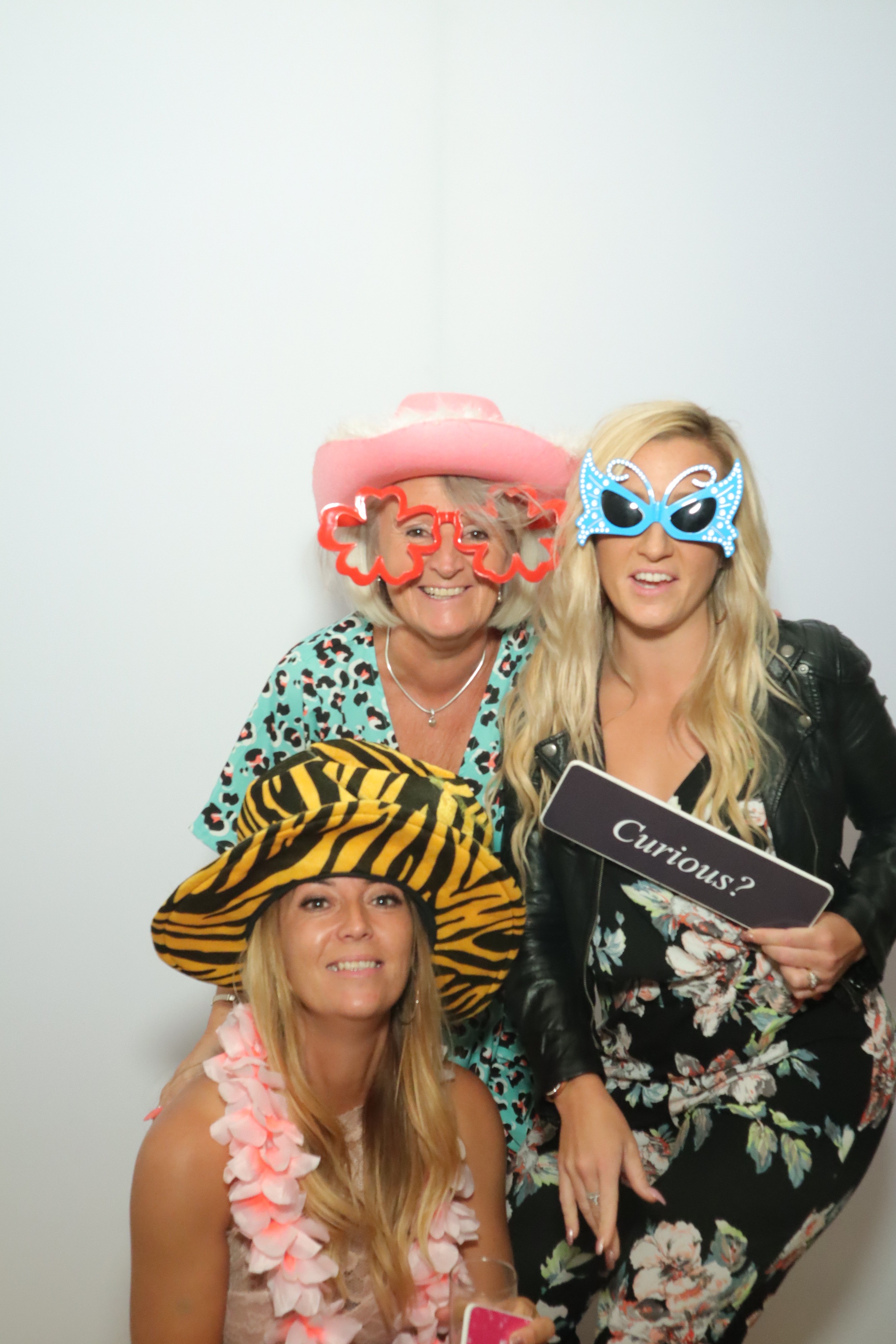 Wedding | View more photos from the event at gallery.myphotoboothexperience.co.uk/u/MyPhotoBoothExperienceLtd/Wedding