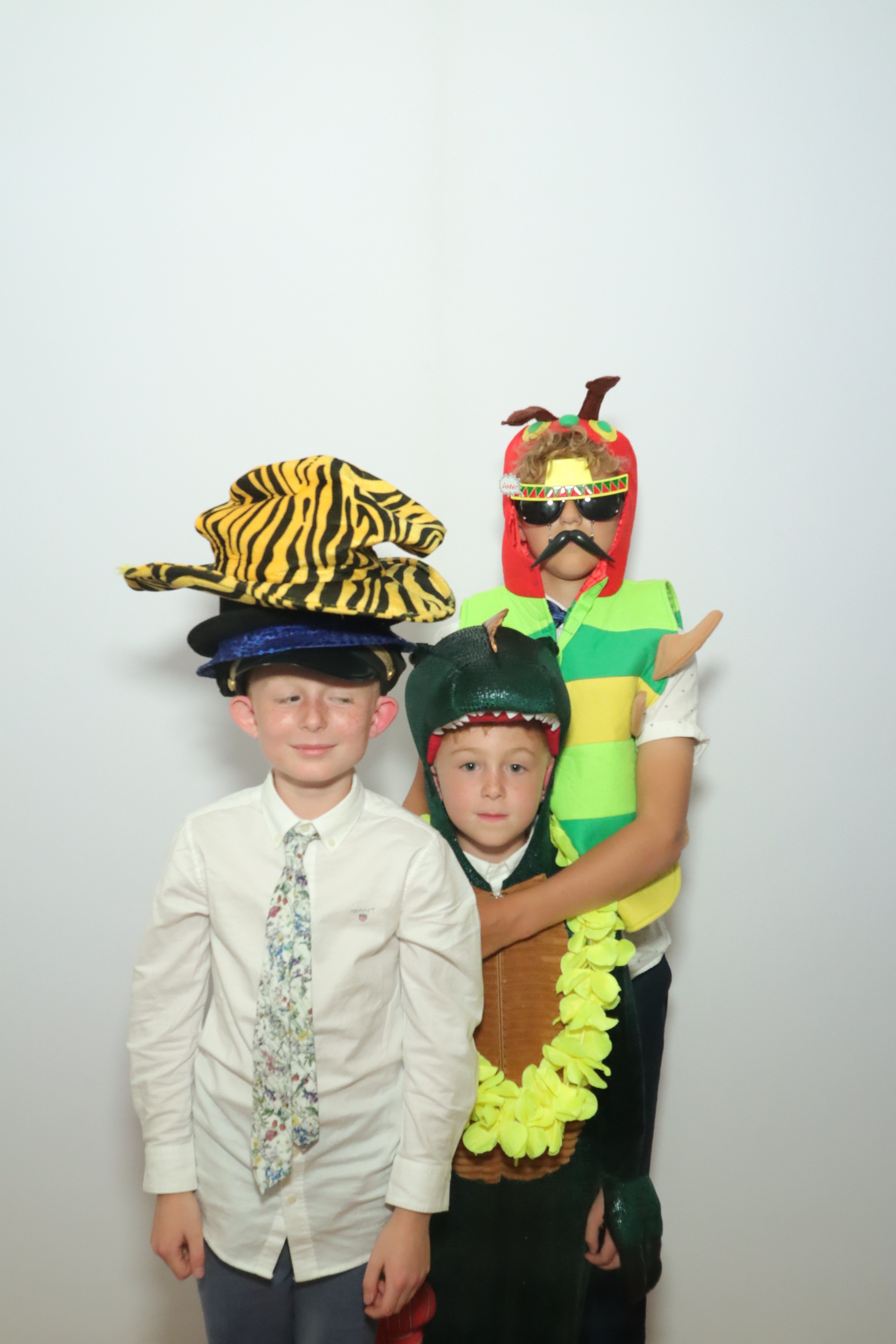Wedding | View more photos from the event at gallery.myphotoboothexperience.co.uk/u/MyPhotoBoothExperienceLtd/Wedding