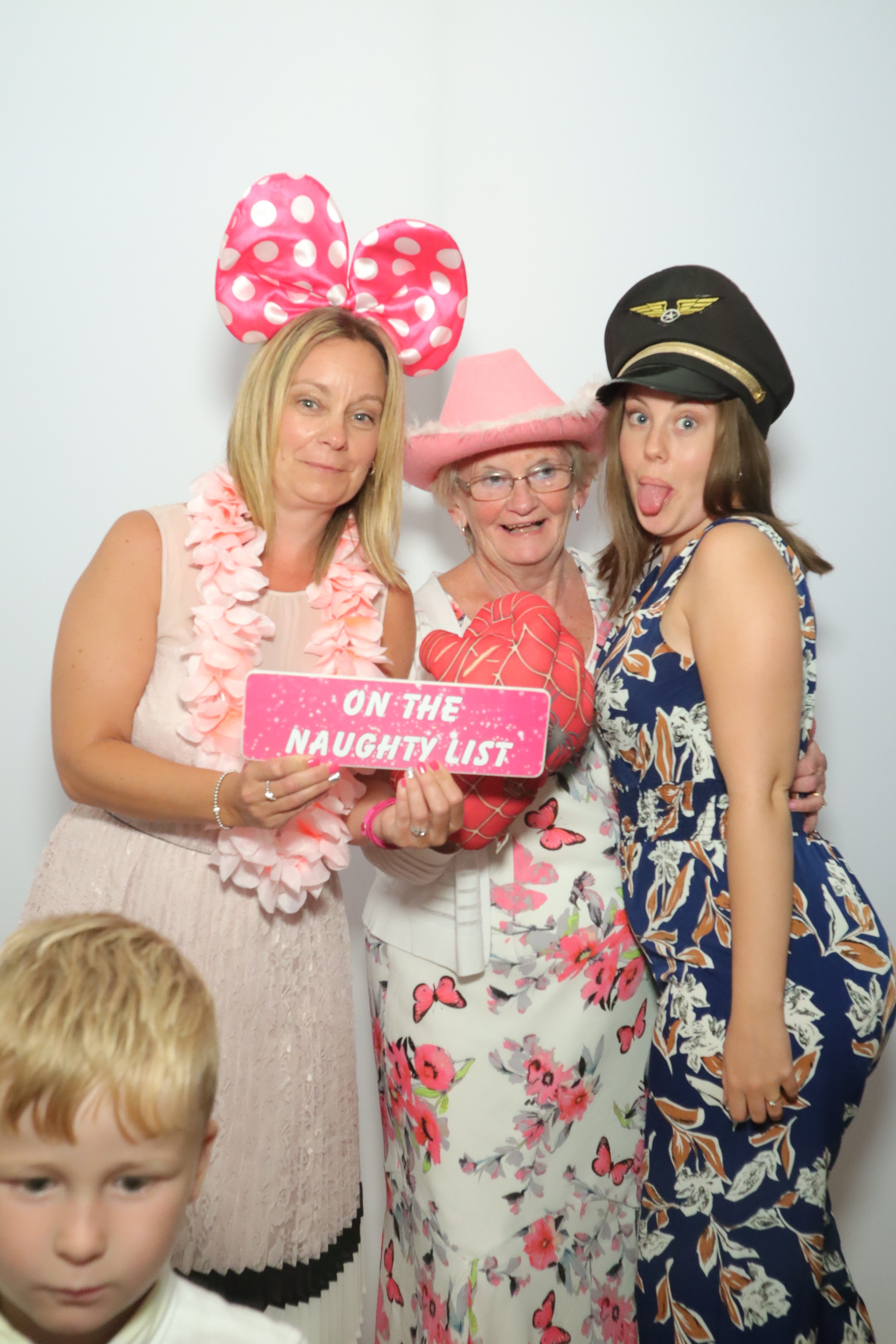 Wedding | View more photos from the event at gallery.myphotoboothexperience.co.uk/u/MyPhotoBoothExperienceLtd/Wedding