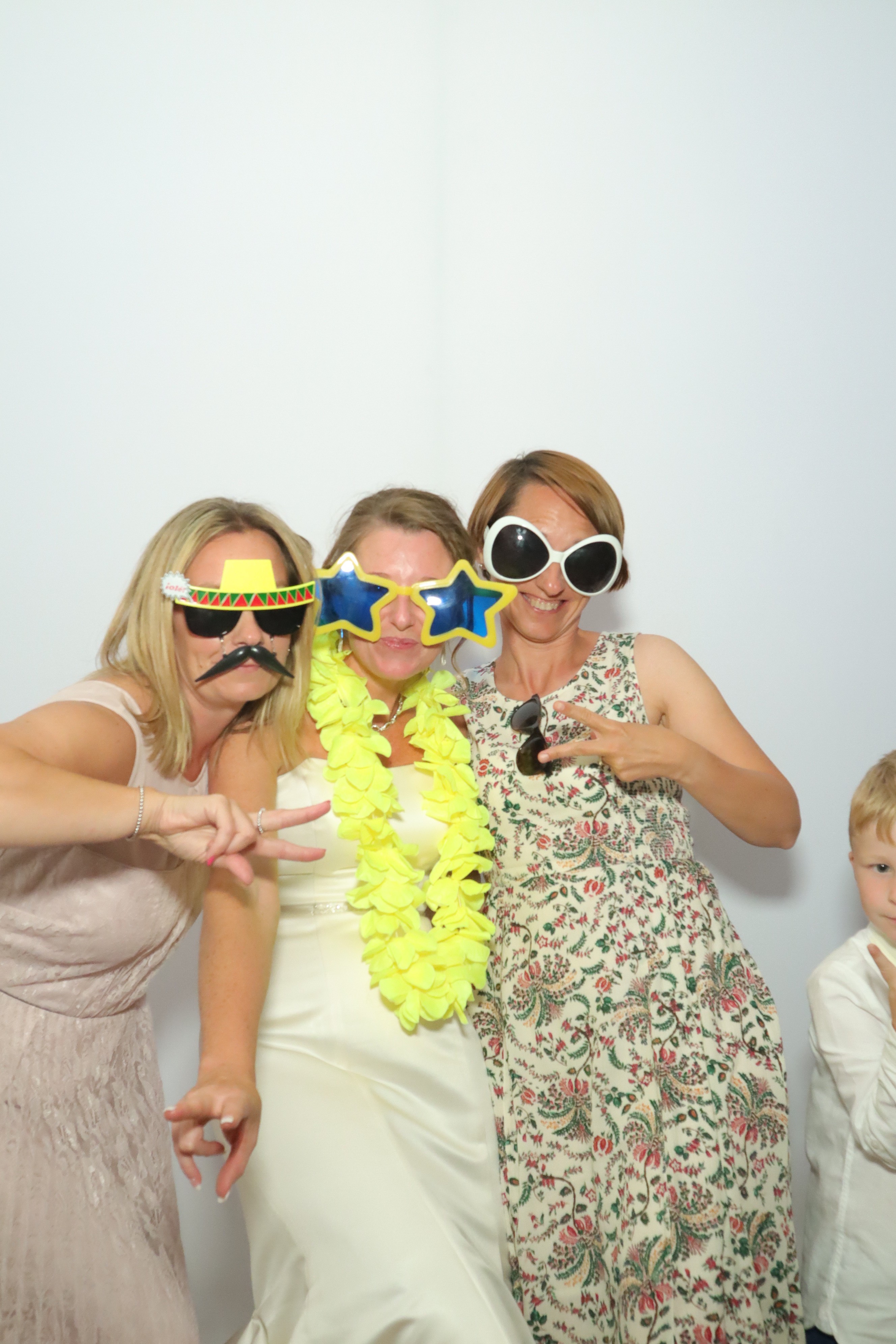 Wedding | View more photos from the event at gallery.myphotoboothexperience.co.uk/u/MyPhotoBoothExperienceLtd/Wedding