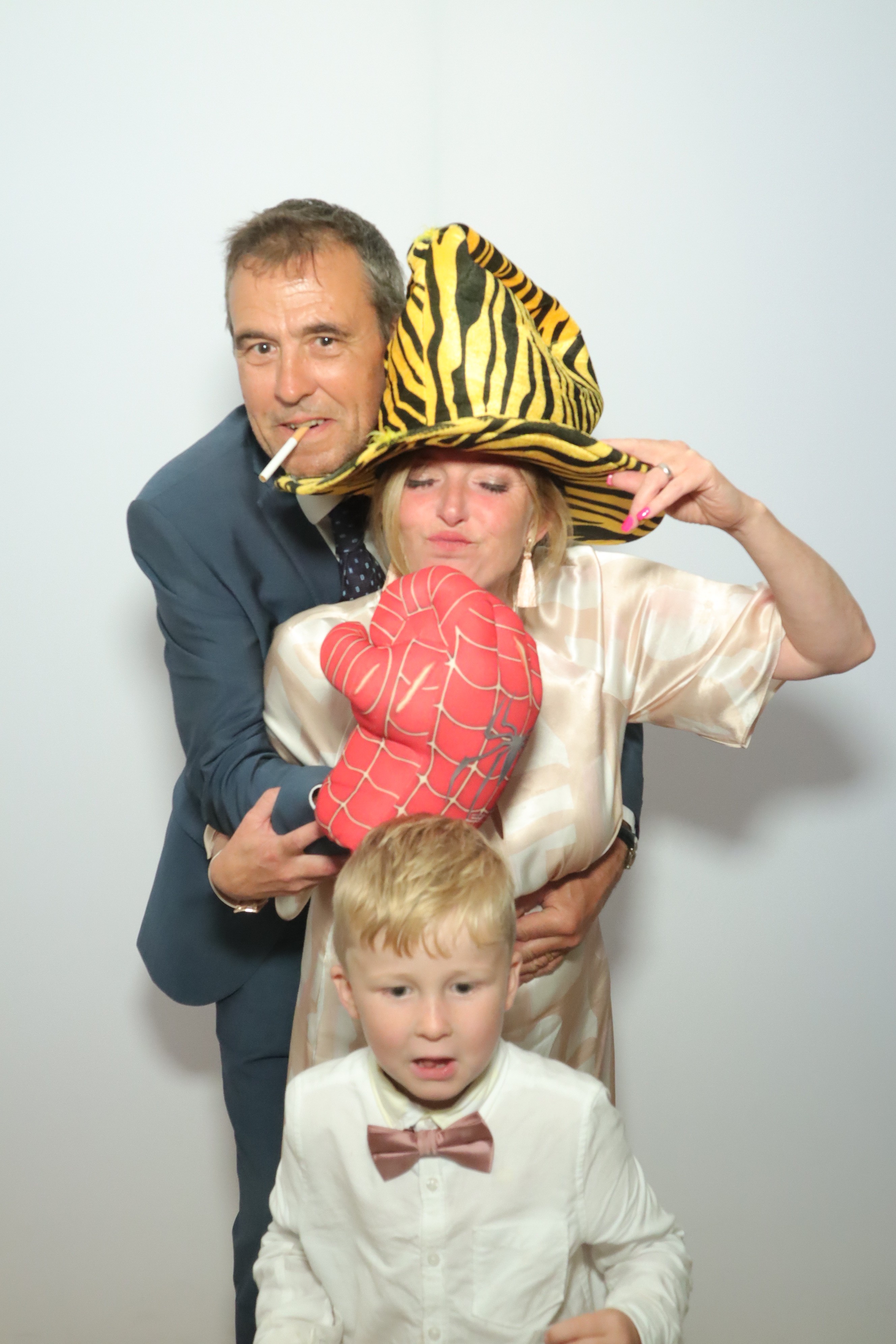 Wedding | View more photos from the event at gallery.myphotoboothexperience.co.uk/u/MyPhotoBoothExperienceLtd/Wedding