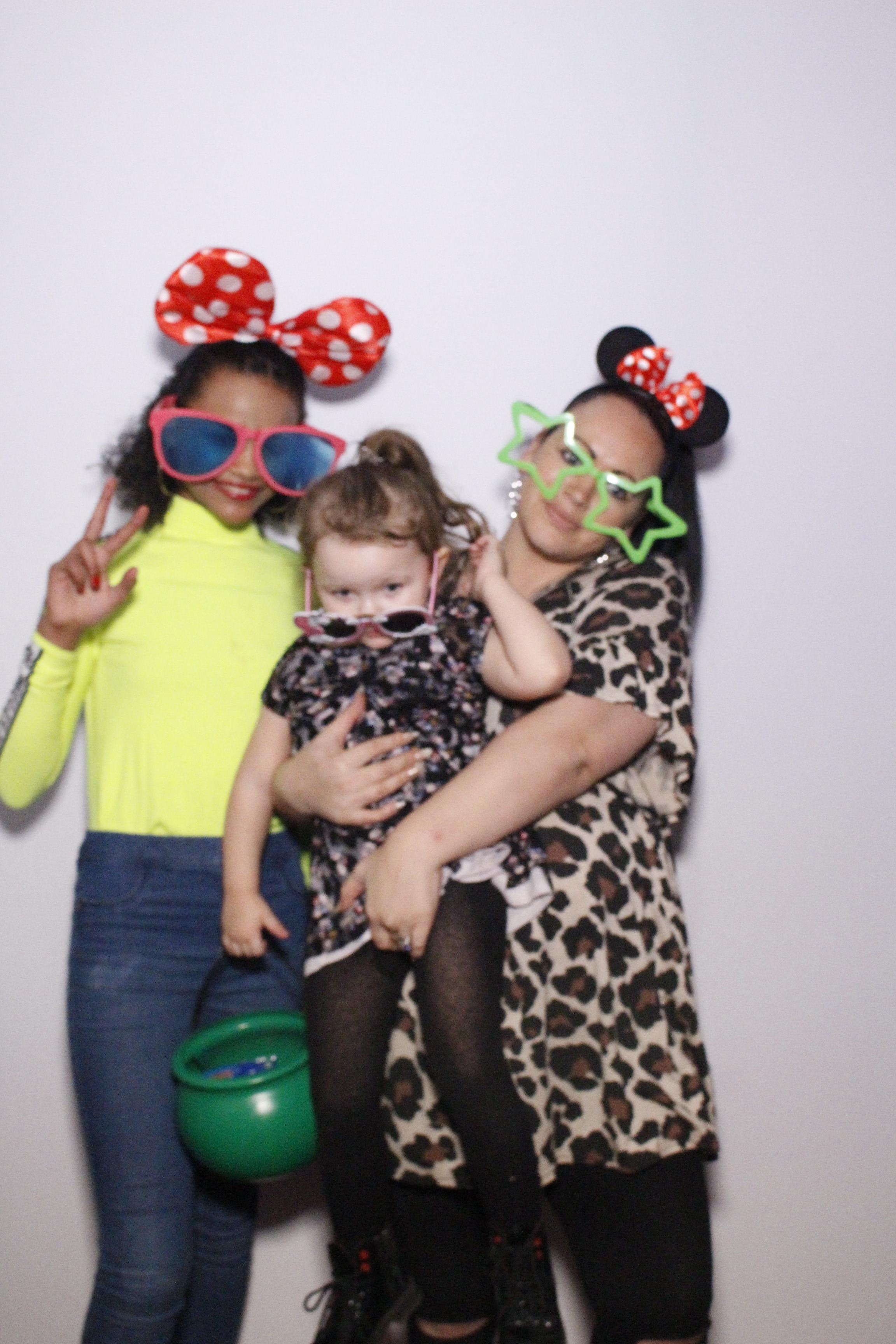 Aaron's 40th Surprise Party  | View more photos from the event at gallery.myphotoboothexperience.co.uk/u/MyPhotoBoothExperienceLtd/Aarons-40th-Surprise-Party