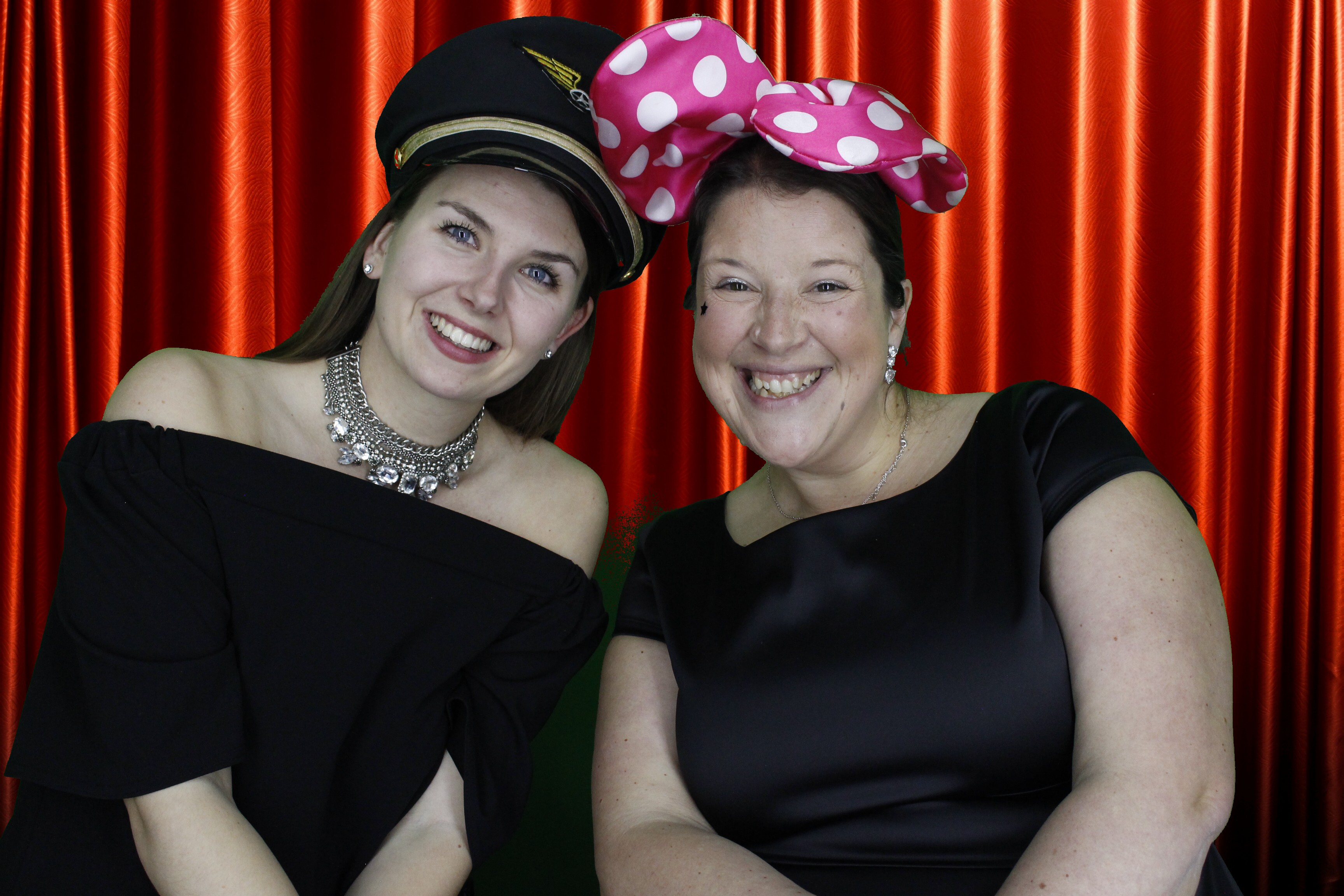 Lisa's Party | View more photos from the event at gallery.myphotoboothexperience.co.uk/u/MyPhotoBoothExperienceLtd/Lisas-Party