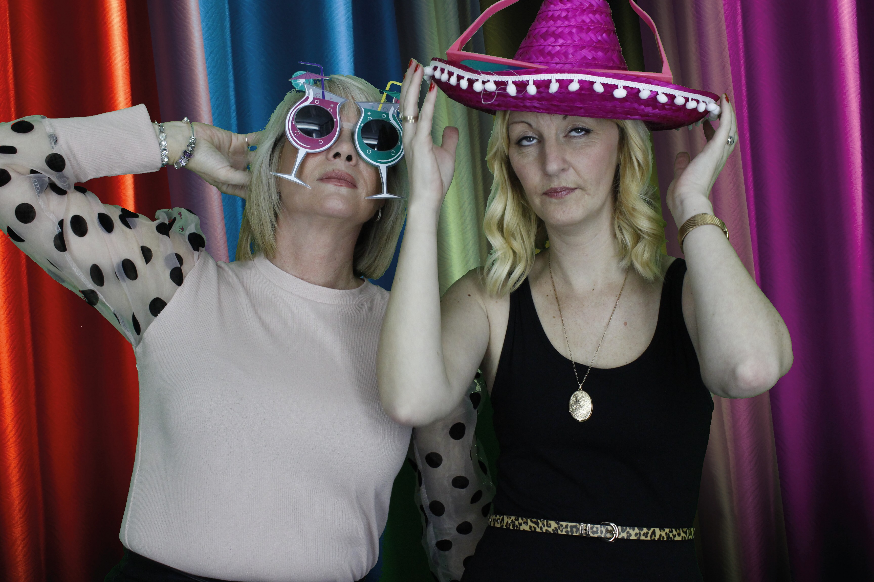 Lisa's Party | View more photos from the event at gallery.myphotoboothexperience.co.uk/u/MyPhotoBoothExperienceLtd/Lisas-Party