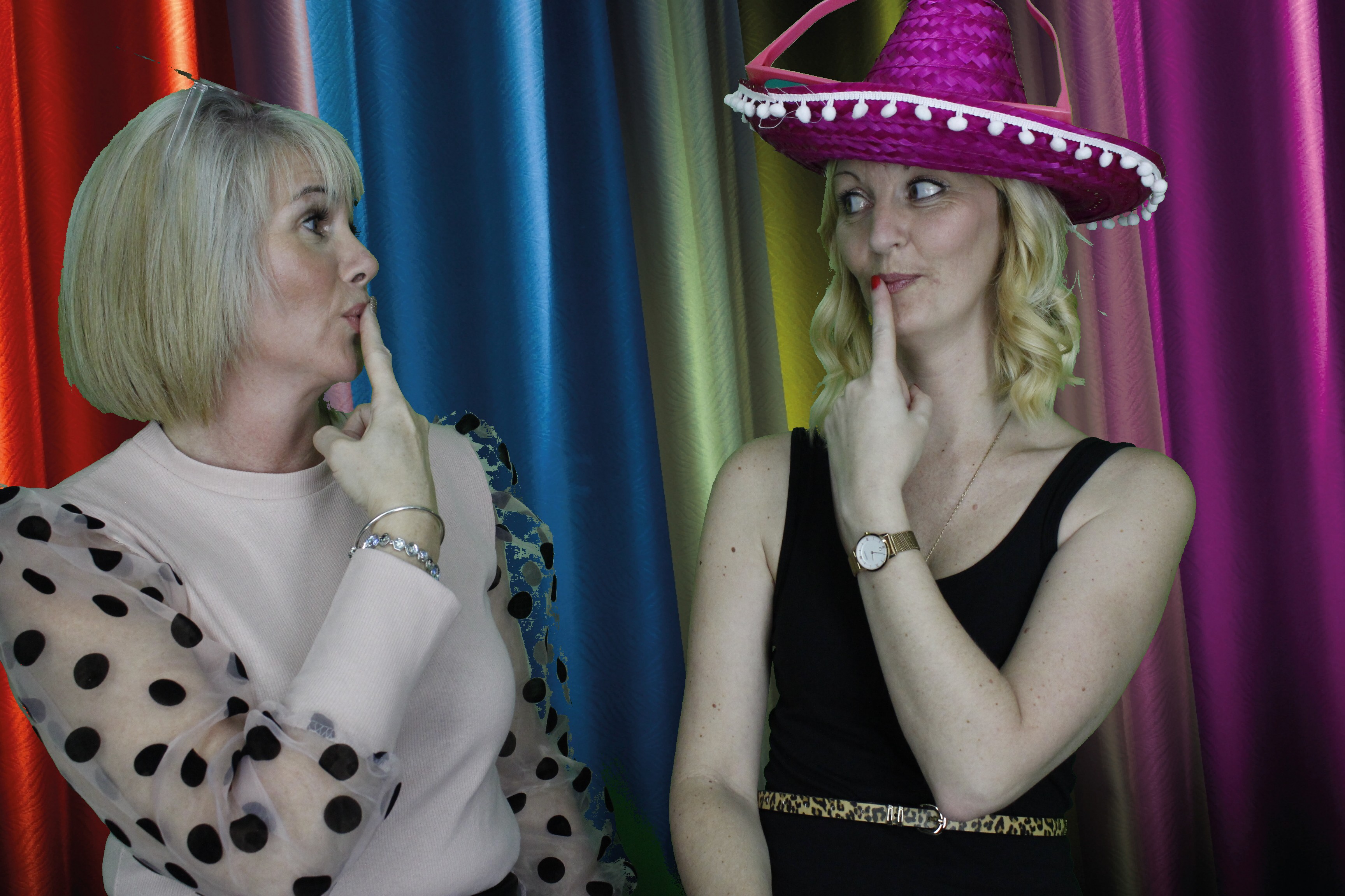 Lisa's Party | View more photos from the event at gallery.myphotoboothexperience.co.uk/u/MyPhotoBoothExperienceLtd/Lisas-Party