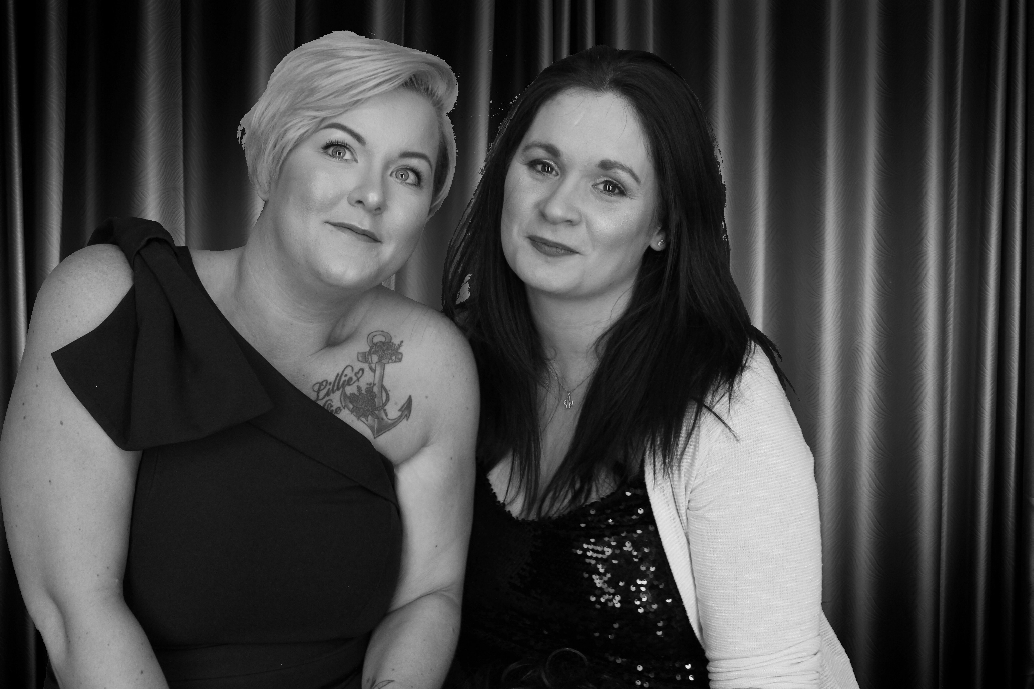 Lisa's Party | View more photos from the event at gallery.myphotoboothexperience.co.uk/u/MyPhotoBoothExperienceLtd/Lisas-Party