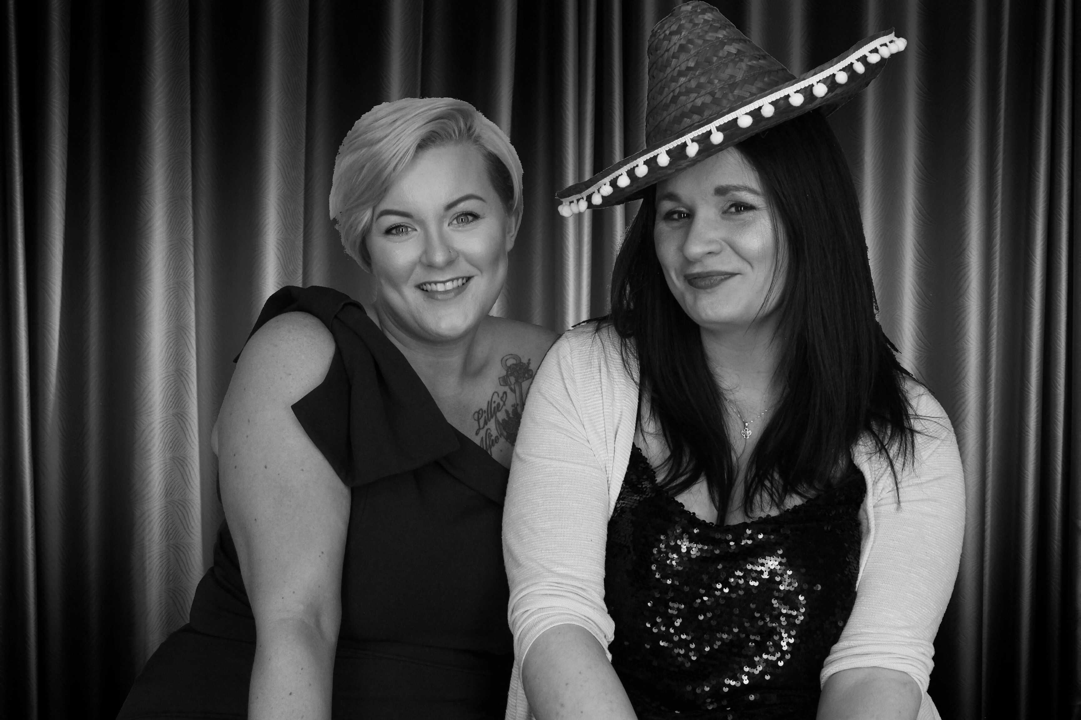 Lisa's Party | View more photos from the event at gallery.myphotoboothexperience.co.uk/u/MyPhotoBoothExperienceLtd/Lisas-Party