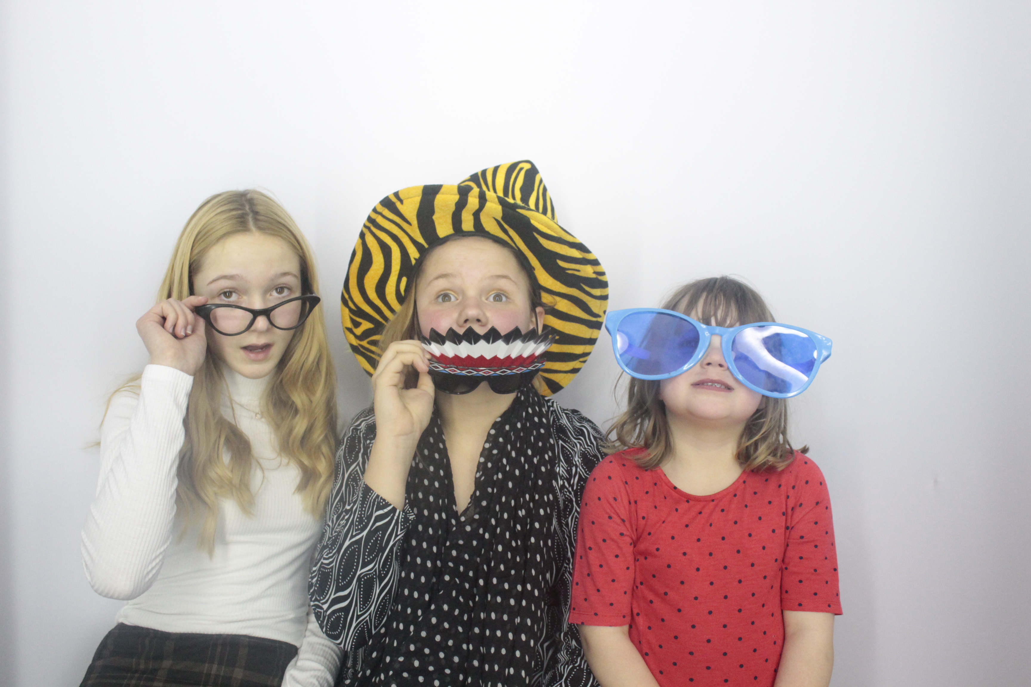 Rebecca's Party | View more photos from the event at gallery.myphotoboothexperience.co.uk/u/MyPhotoBoothExperienceLtd/Rebeccas-Party
