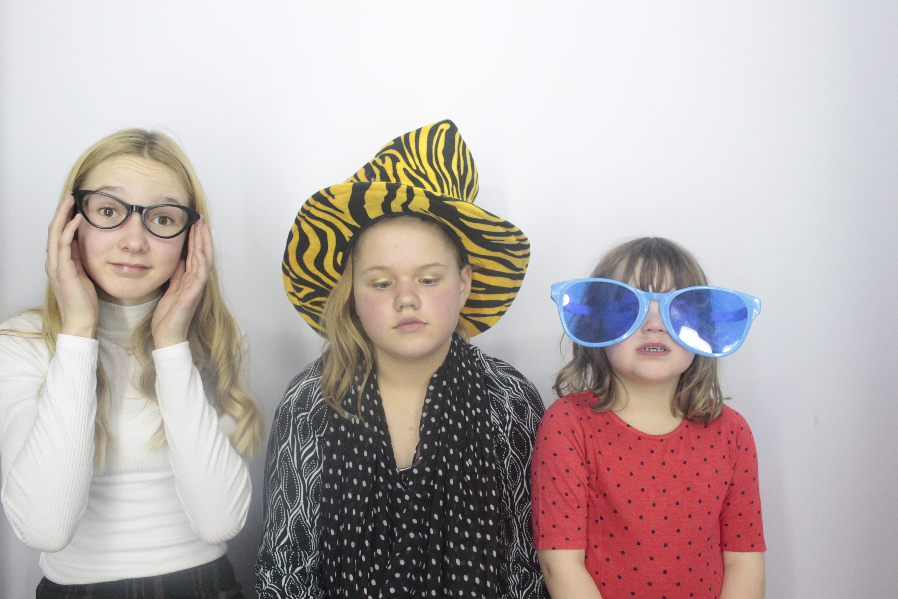 Rebecca's Party | View more photos from the event at gallery.myphotoboothexperience.co.uk/u/MyPhotoBoothExperienceLtd/Rebeccas-Party