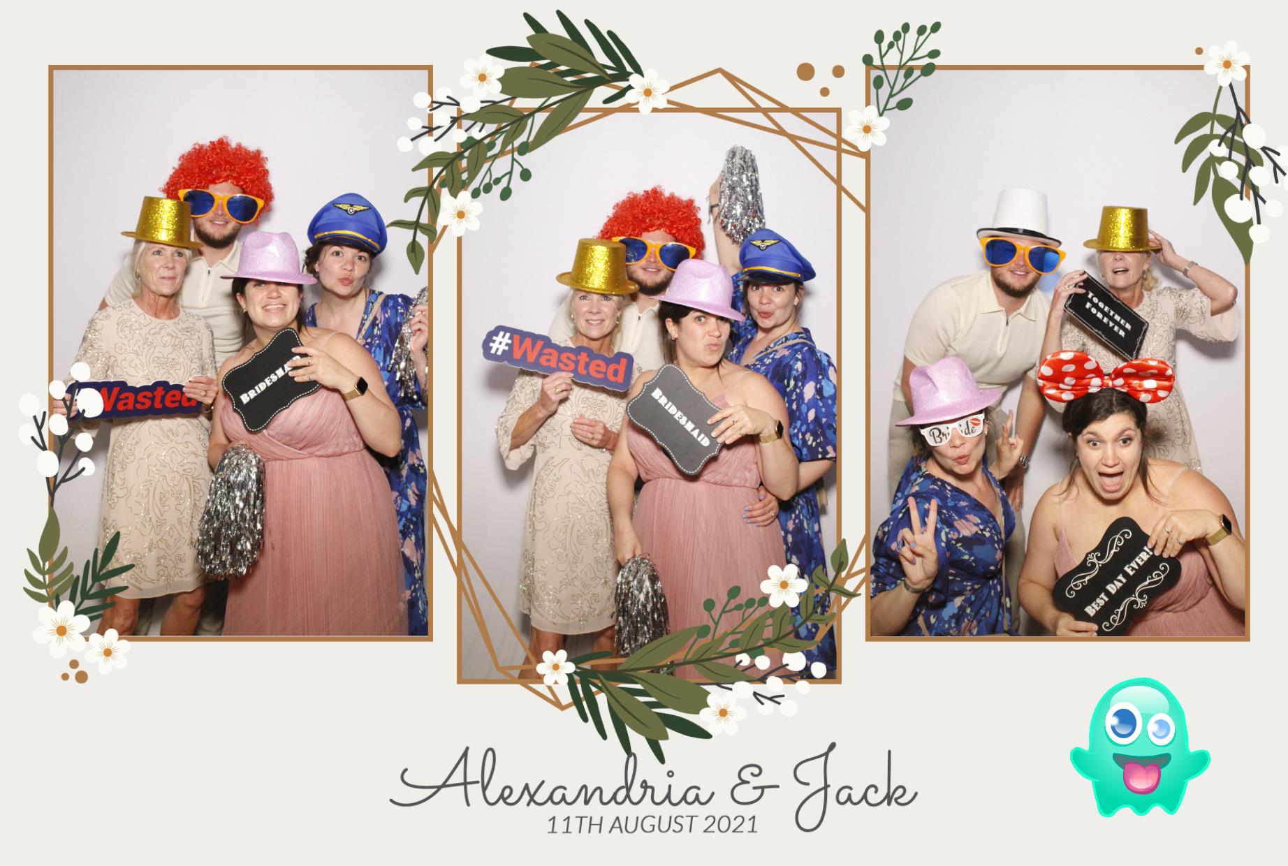 Alexandria & Jack's Wedding | View more photos from the event at gallery.myphotoboothexperience.co.uk/u/MyPhotoBoothExperienceLtd/Alexandria-Jacks-Wedding