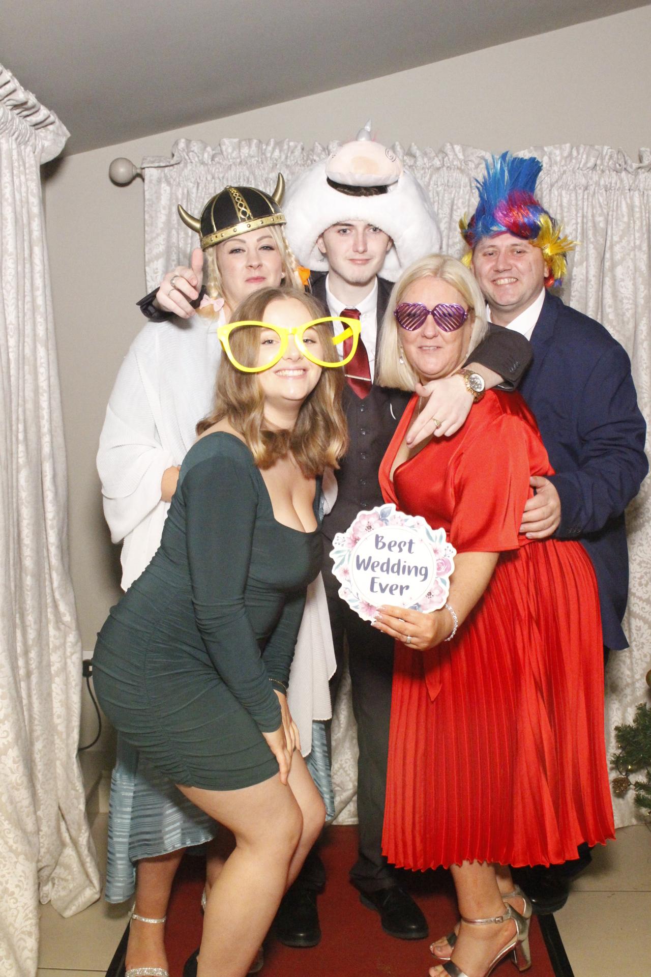 Amanda & Scott's Wedding  | View more photos from the event at gallery.myphotoboothexperience.co.uk/u/MyPhotoBoothExperienceLtd/Amanda-Scotts-Wedding