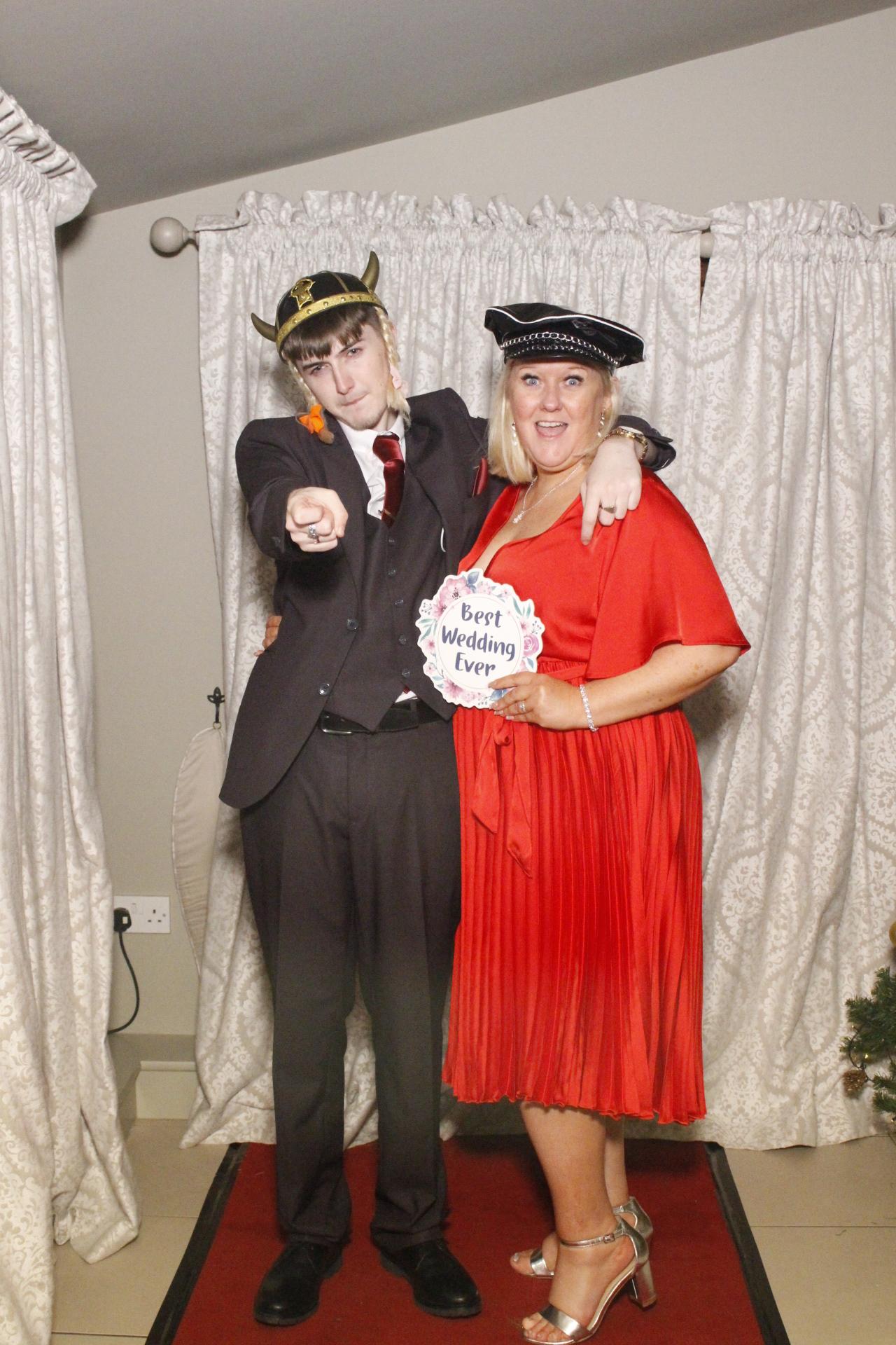Amanda & Scott's Wedding  | View more photos from the event at gallery.myphotoboothexperience.co.uk/u/MyPhotoBoothExperienceLtd/Amanda-Scotts-Wedding