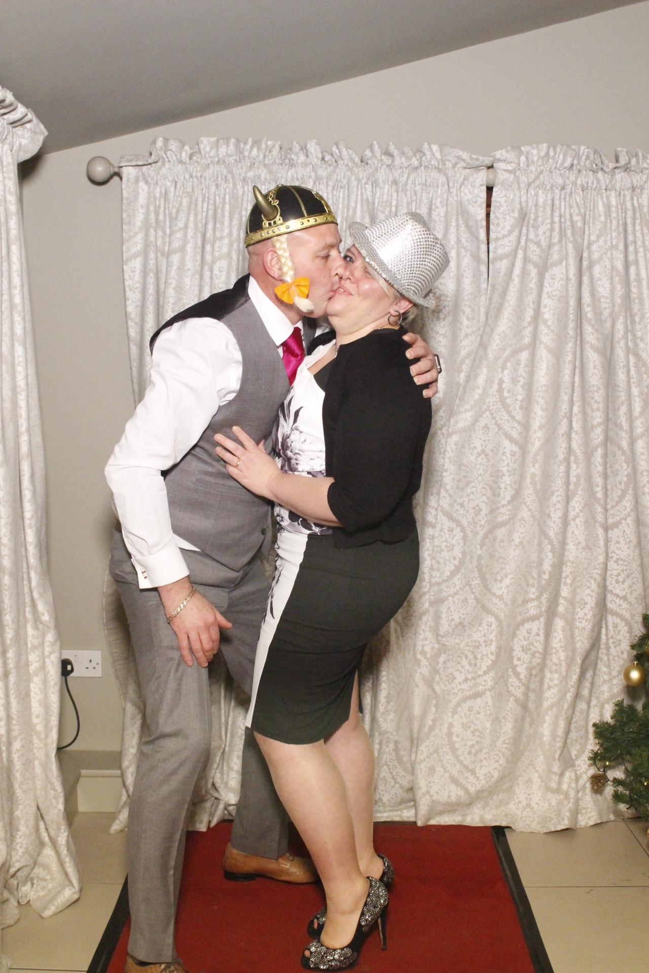 Amanda & Scott's Wedding  | View more photos from the event at gallery.myphotoboothexperience.co.uk/u/MyPhotoBoothExperienceLtd/Amanda-Scotts-Wedding