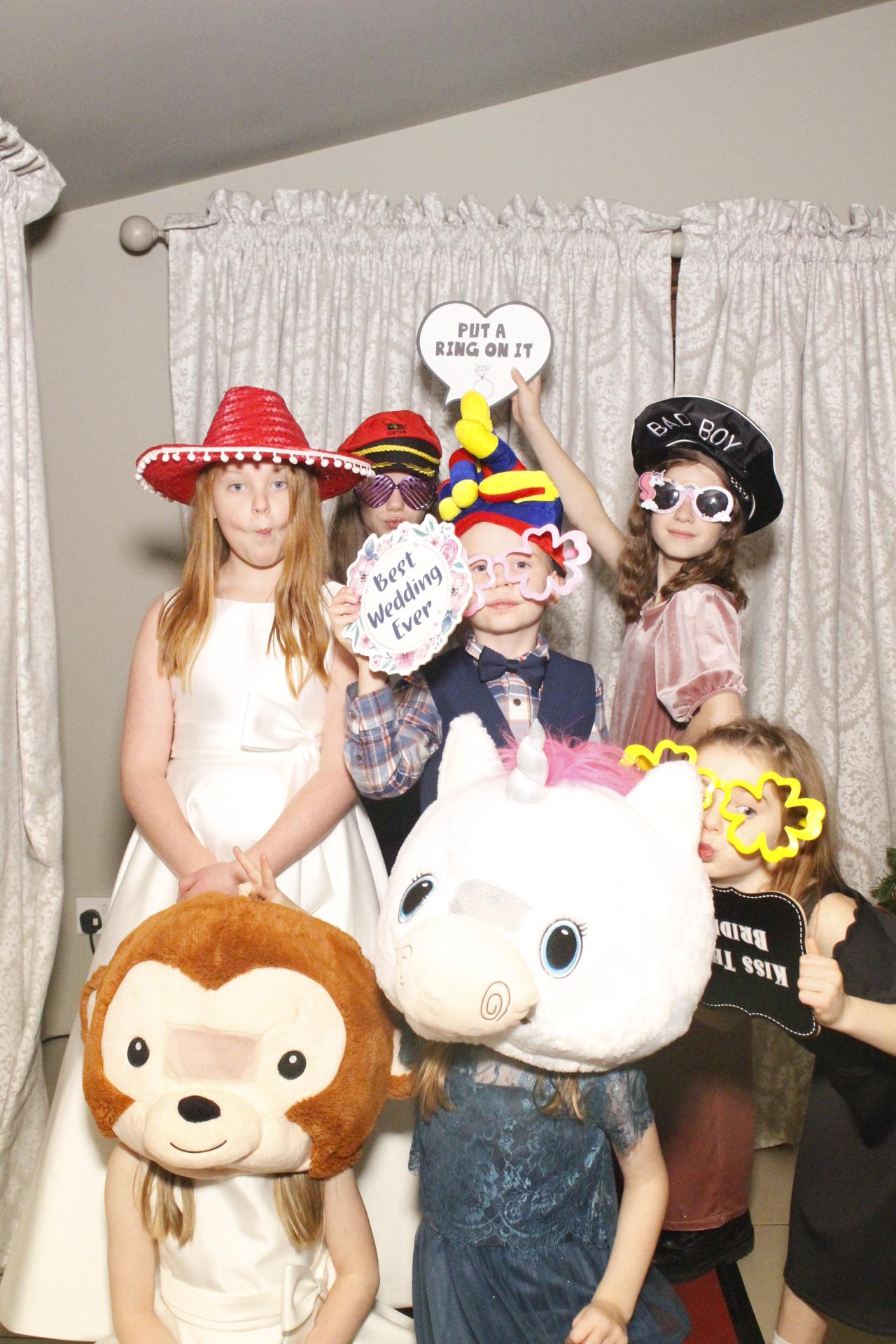 Amanda & Scott's Wedding  | View more photos from the event at gallery.myphotoboothexperience.co.uk/u/MyPhotoBoothExperienceLtd/Amanda-Scotts-Wedding