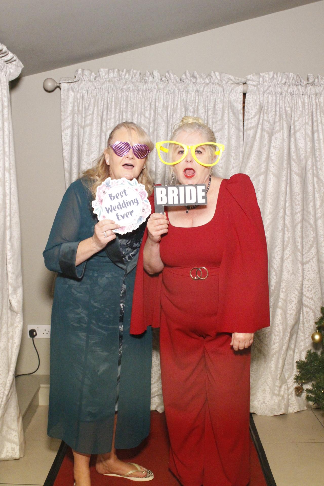 Amanda & Scott's Wedding  | View more photos from the event at gallery.myphotoboothexperience.co.uk/u/MyPhotoBoothExperienceLtd/Amanda-Scotts-Wedding