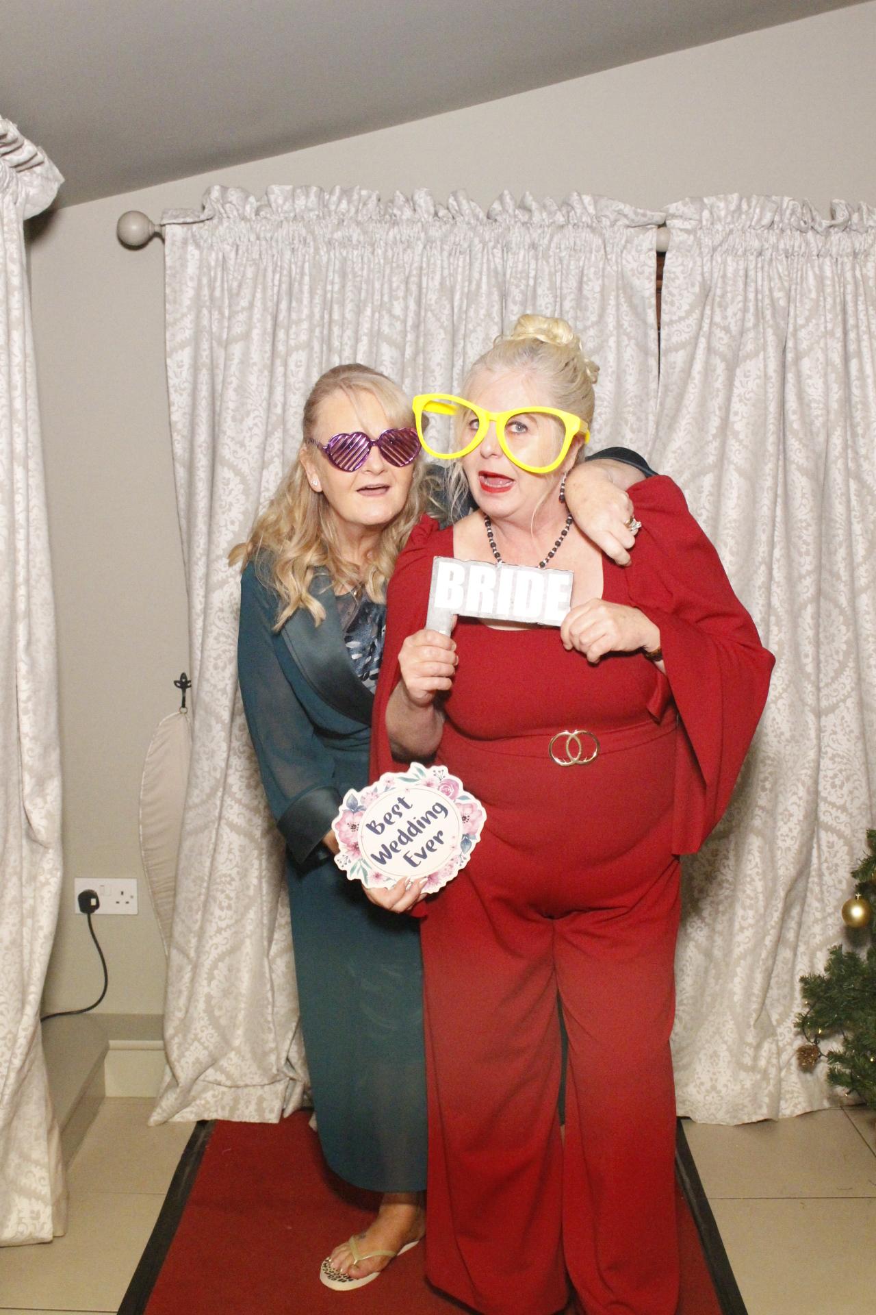 Amanda & Scott's Wedding  | View more photos from the event at gallery.myphotoboothexperience.co.uk/u/MyPhotoBoothExperienceLtd/Amanda-Scotts-Wedding