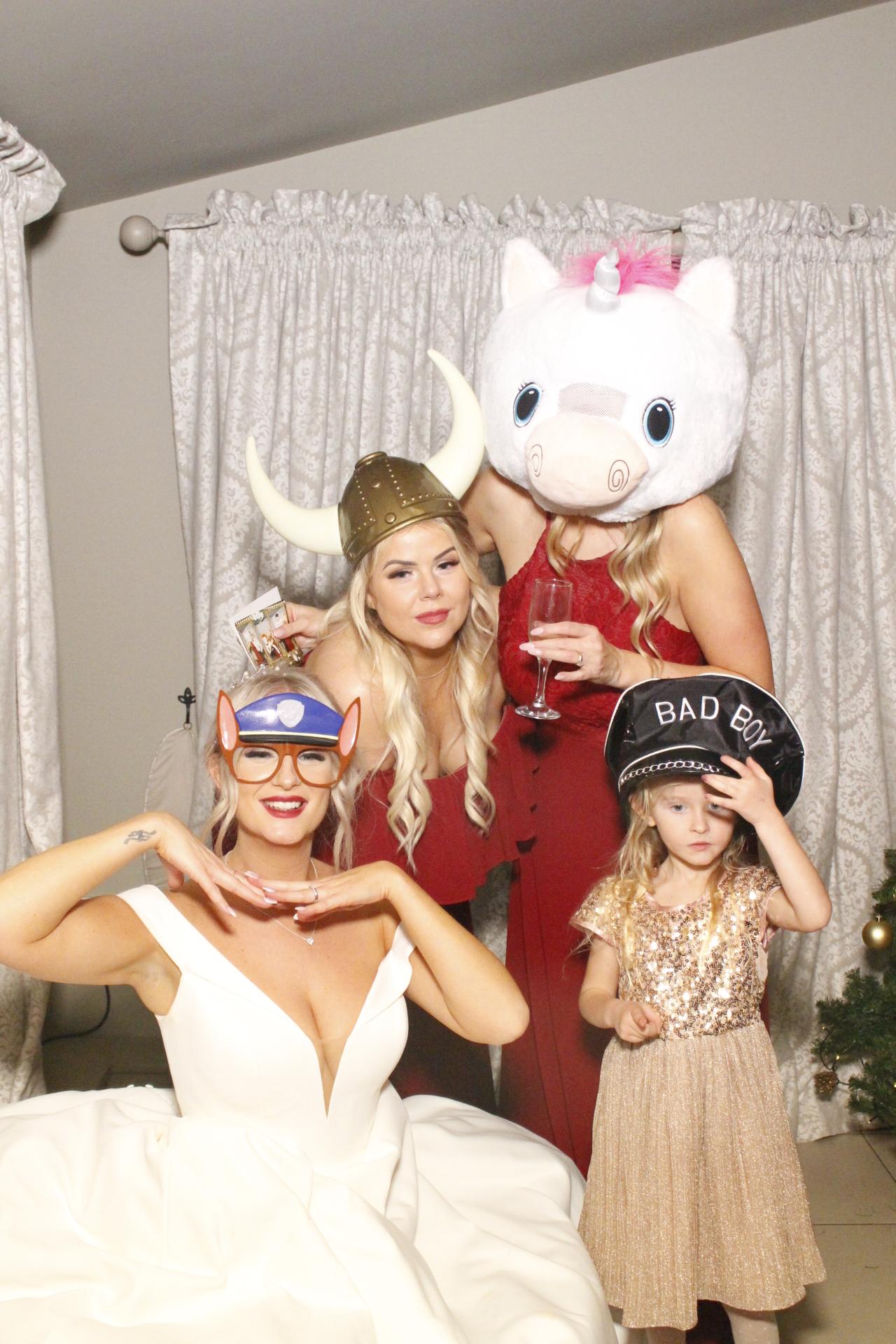 Amanda & Scott's Wedding  | View more photos from the event at gallery.myphotoboothexperience.co.uk/u/MyPhotoBoothExperienceLtd/Amanda-Scotts-Wedding