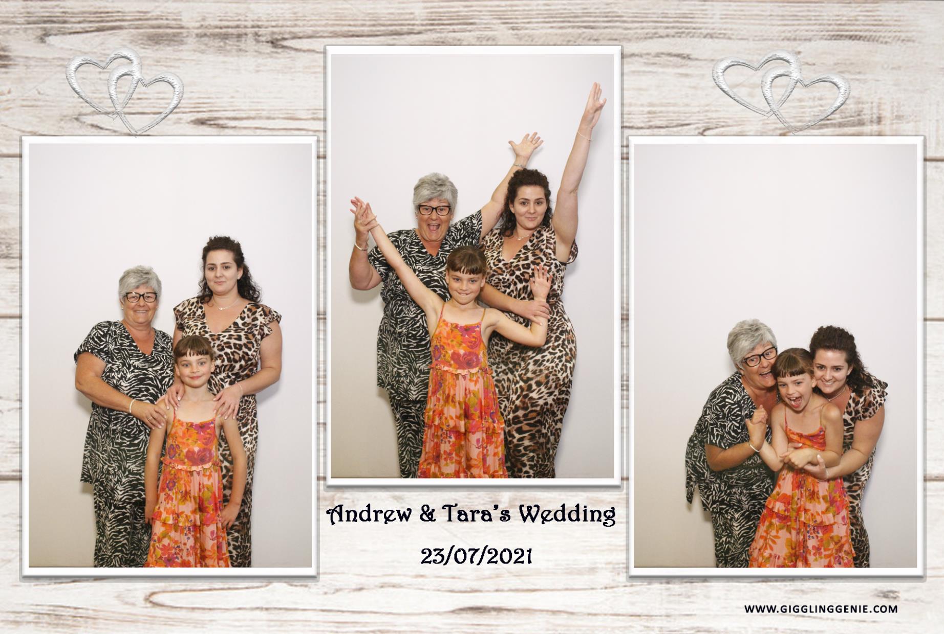 Andrew & Tara's Wedding | View more photos from the event at gallery.myphotoboothexperience.co.uk/u/MyPhotoBoothExperienceLtd/Andrew-Taras-Wedding