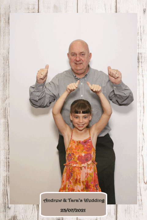 Andrew & Tara's Wedding | View more photos from the event at gallery.myphotoboothexperience.co.uk/u/MyPhotoBoothExperienceLtd/Andrew-Taras-Wedding