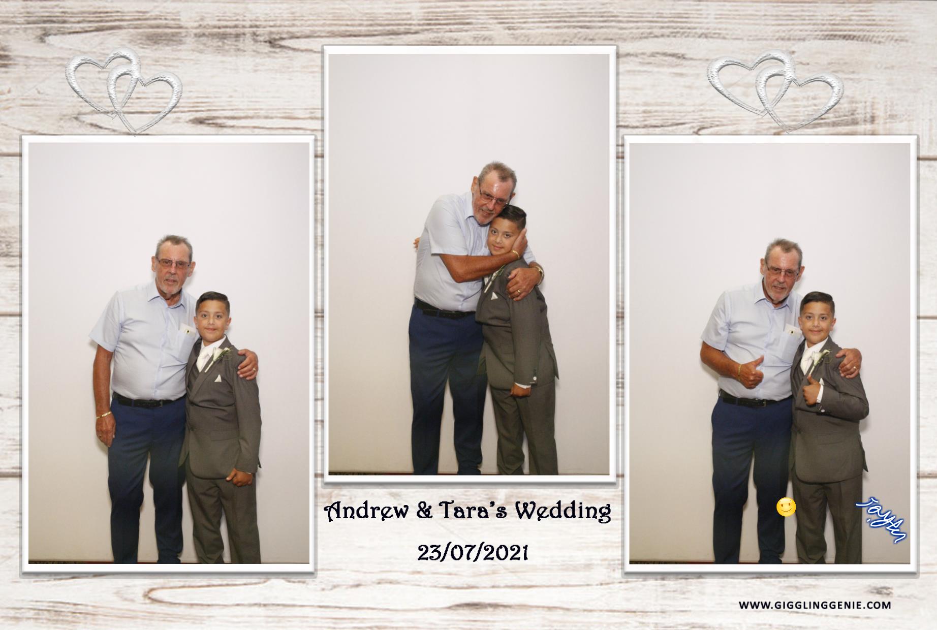 Andrew & Tara's Wedding | View more photos from the event at gallery.myphotoboothexperience.co.uk/u/MyPhotoBoothExperienceLtd/Andrew-Taras-Wedding