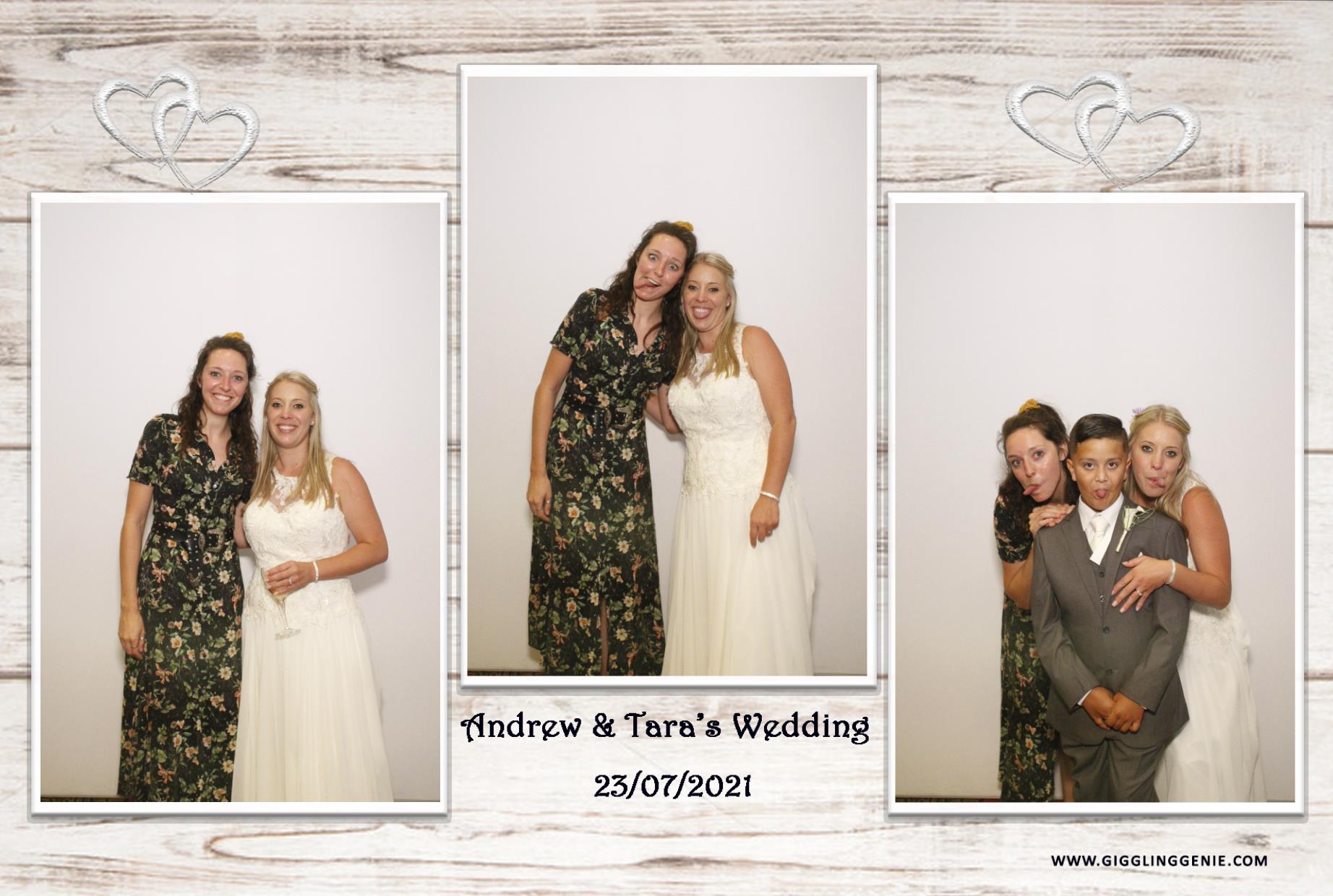 Andrew & Tara's Wedding | View more photos from the event at gallery.myphotoboothexperience.co.uk/u/MyPhotoBoothExperienceLtd/Andrew-Taras-Wedding
