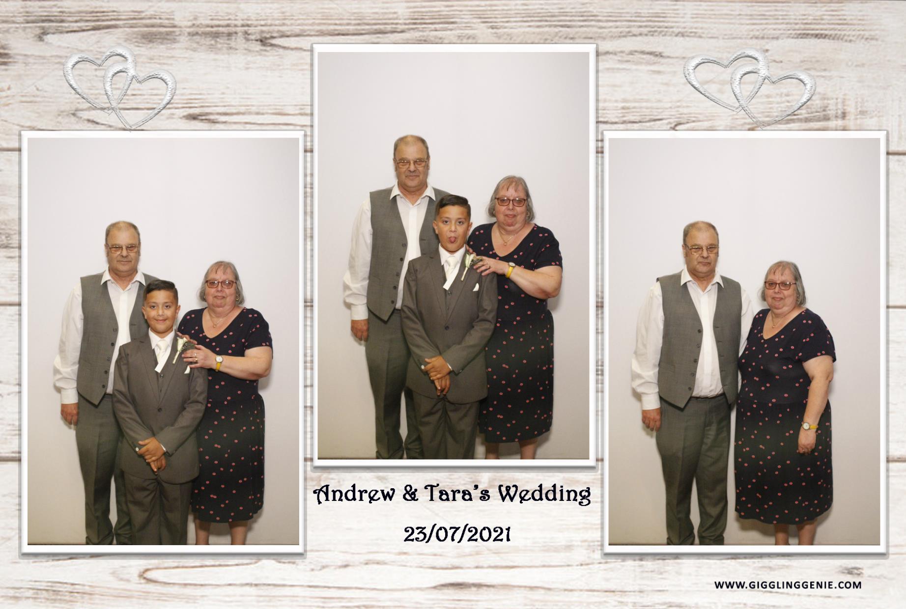 Andrew & Tara's Wedding | View more photos from the event at gallery.myphotoboothexperience.co.uk/u/MyPhotoBoothExperienceLtd/Andrew-Taras-Wedding